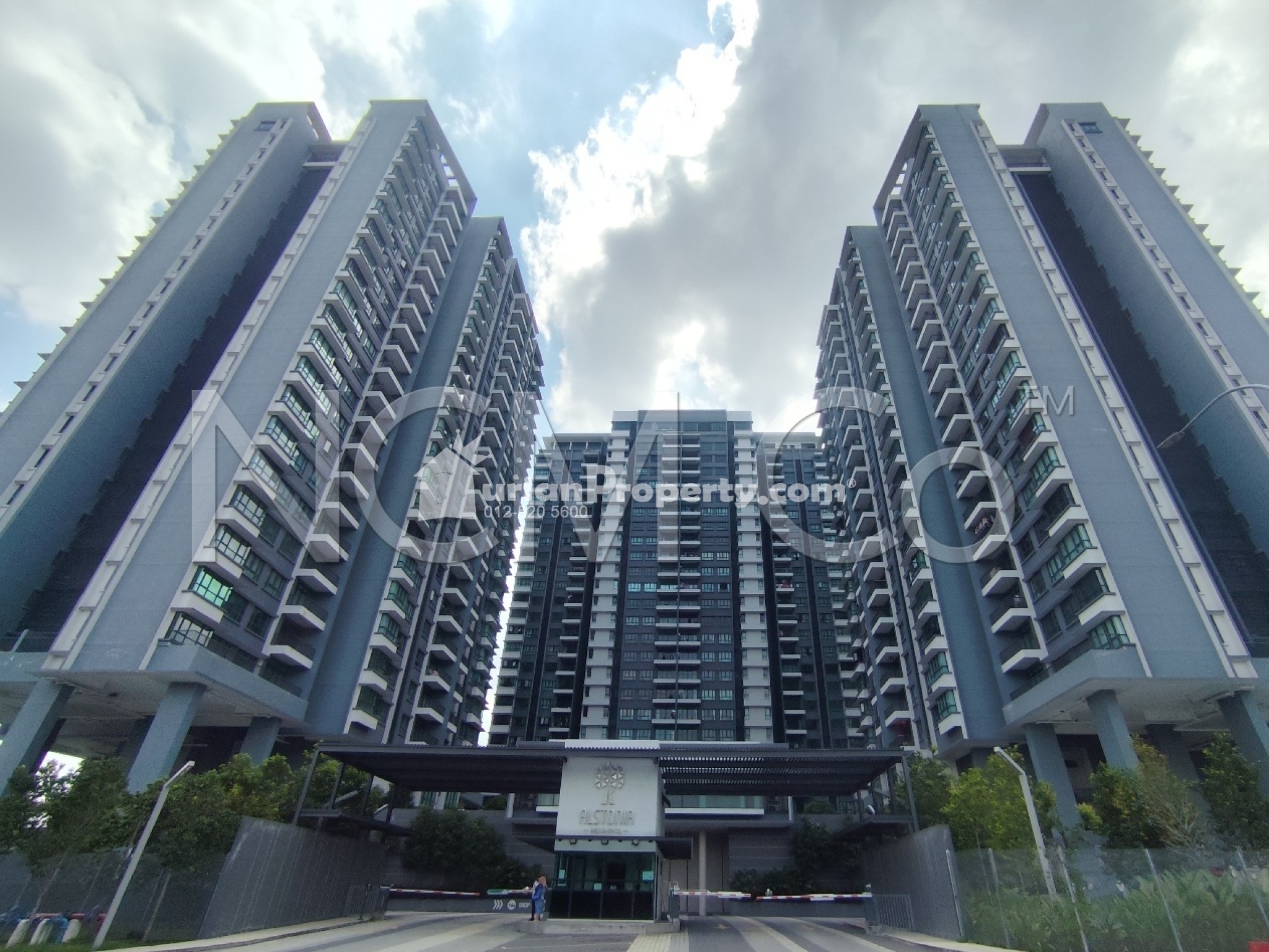 Apartment For Auction at Alstonia Residence