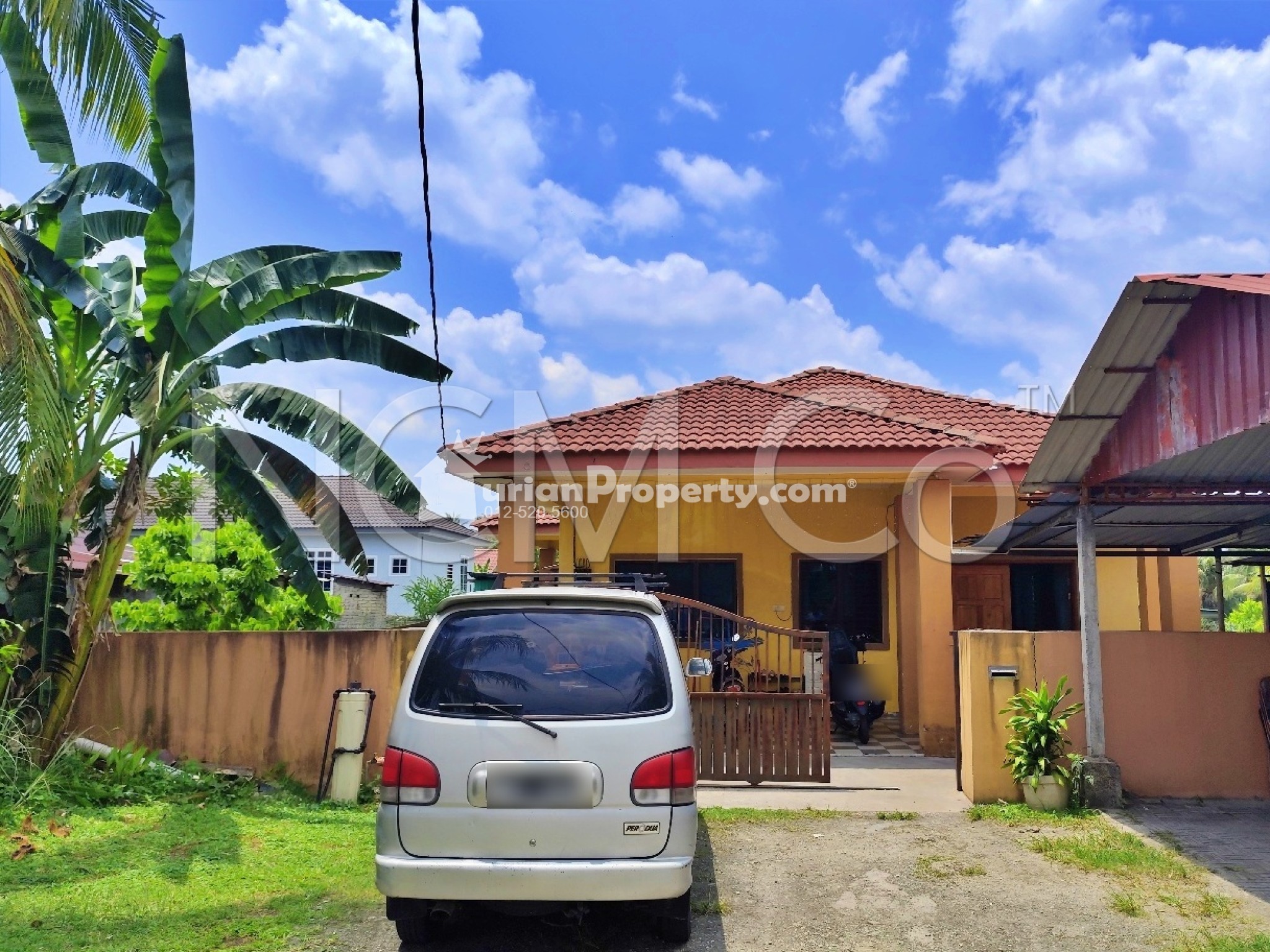 Bungalow House For Auction at Chemor