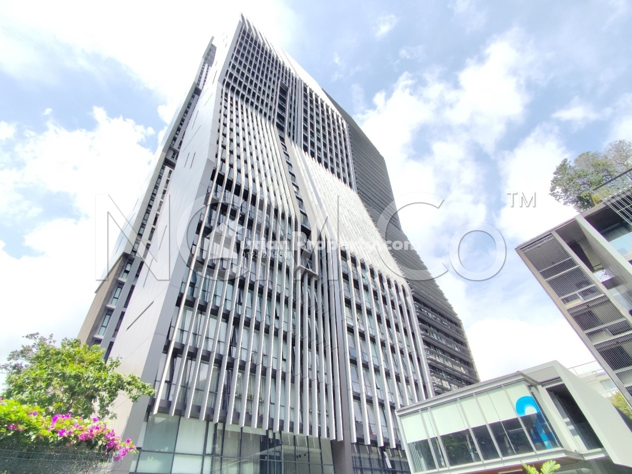 Condo For Auction at The Capers