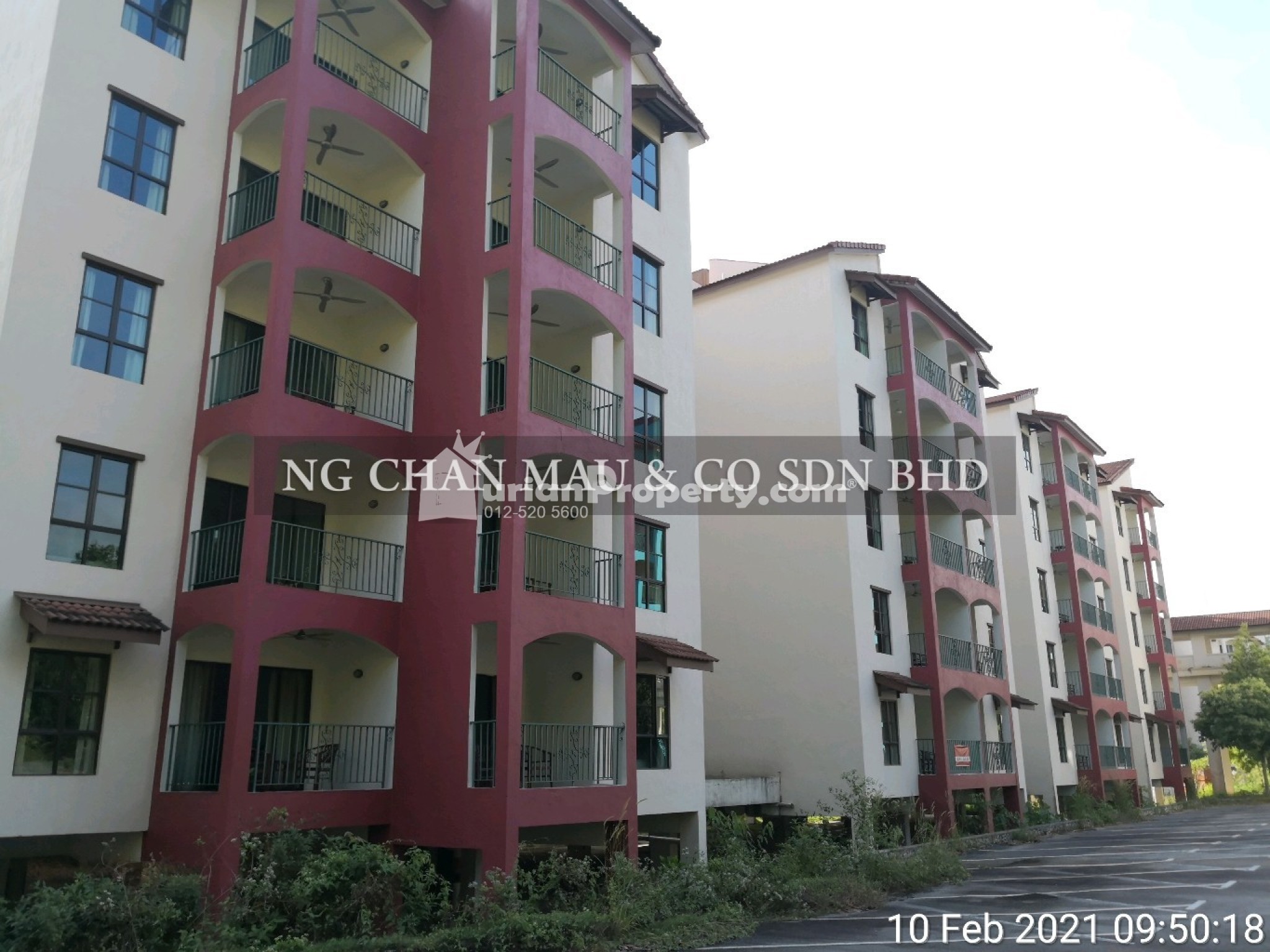 Serviced Residence For Auction at Caribbean Bay Resort