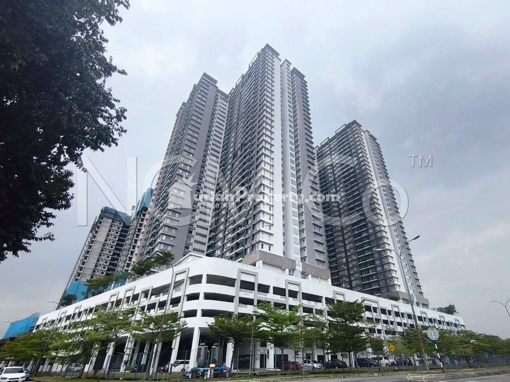 Condo For Auction at Aurora Residence