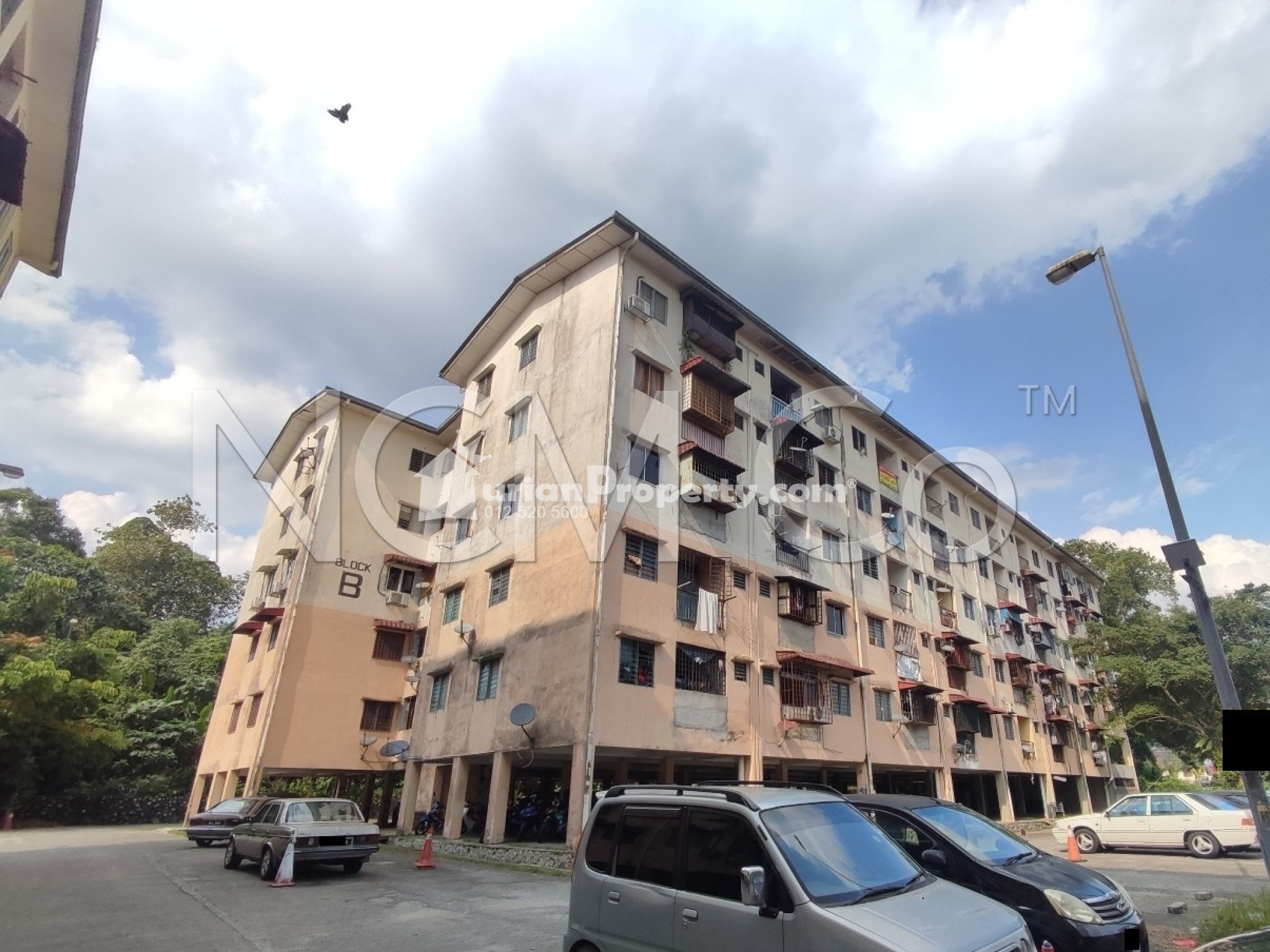 Apartment For Auction at Rawang Perdana 1