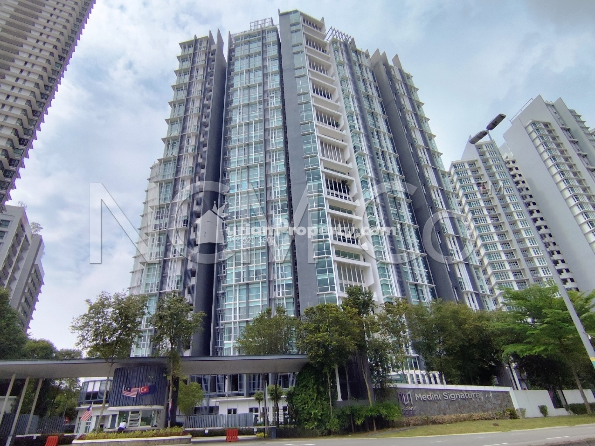 Apartment For Auction at Medini Signature