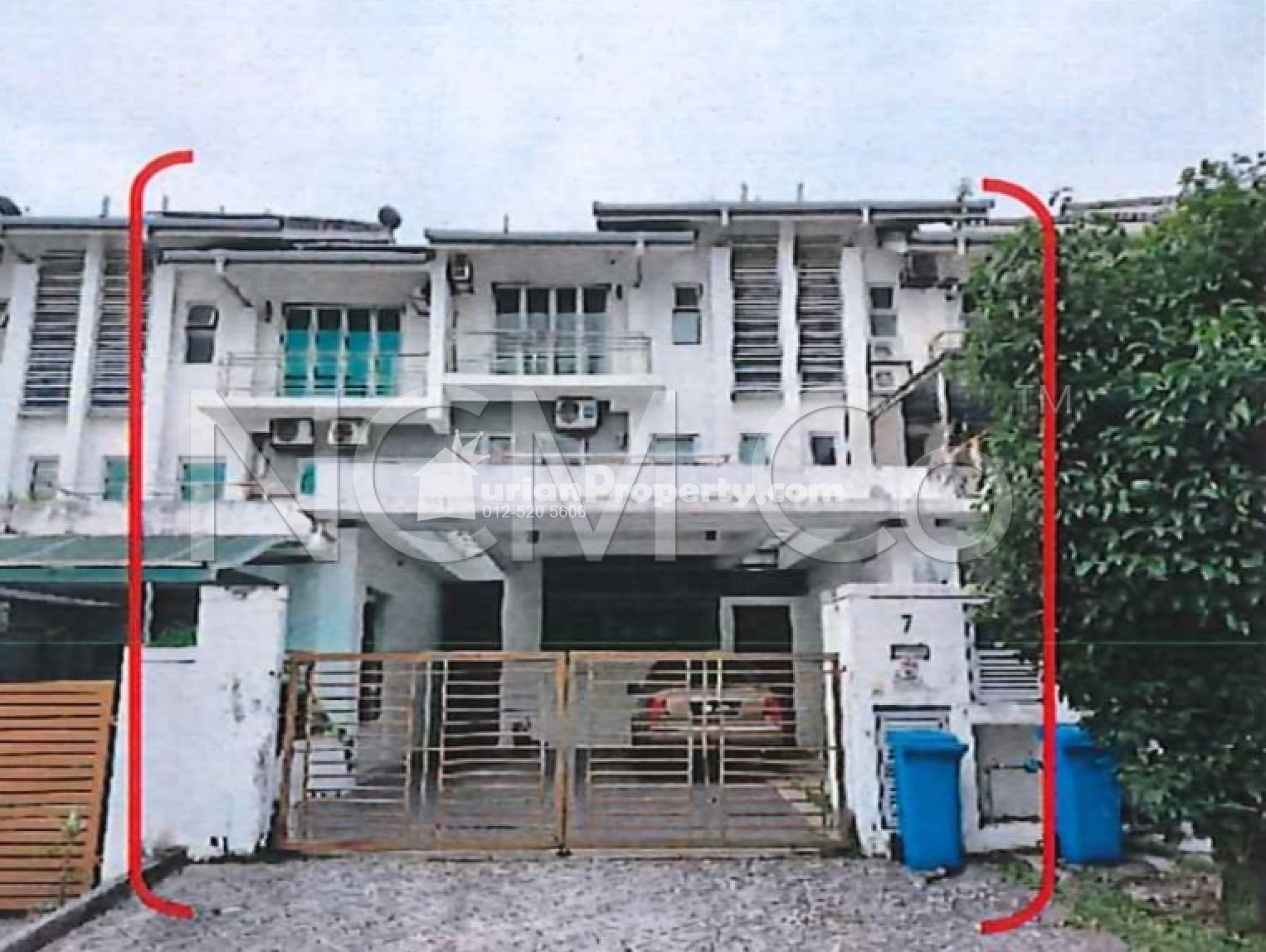 Terrace House For Auction at Denai Alam