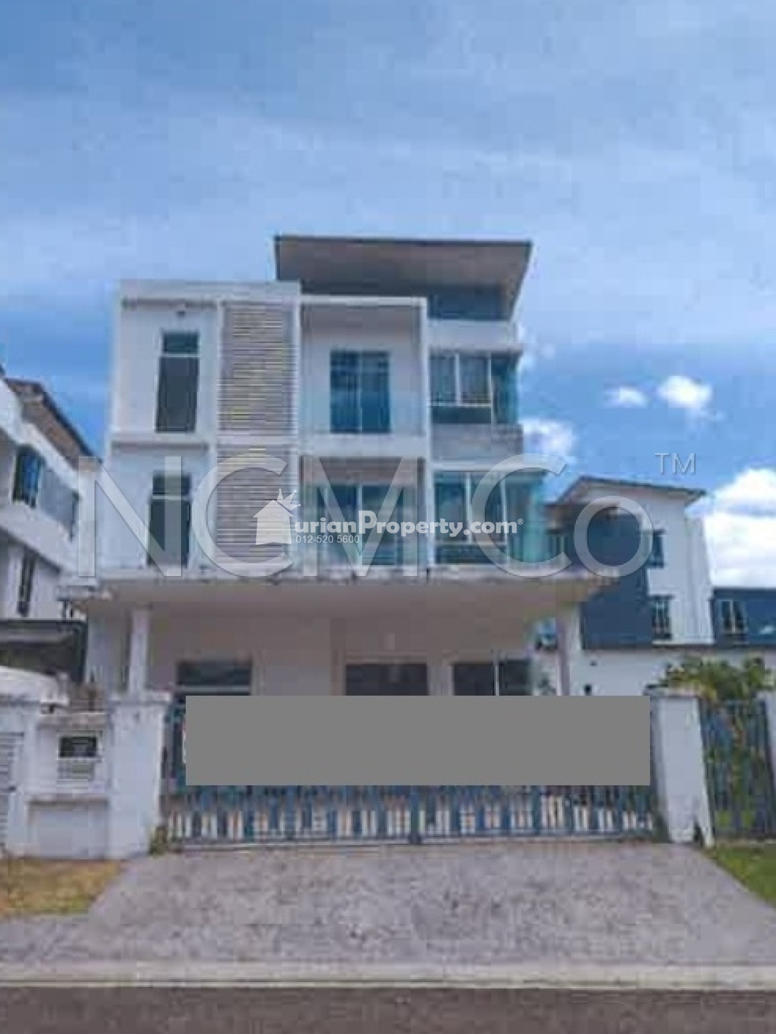Bungalow House For Auction at Tropicana Cheras