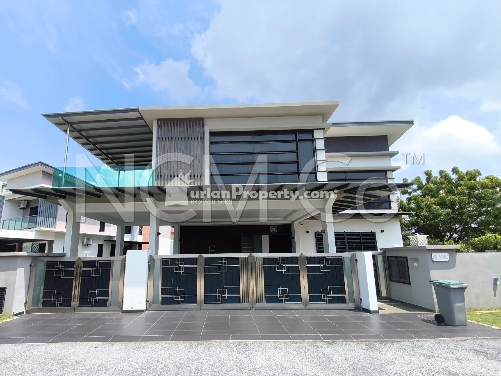 Bungalow House For Auction at Port Dickson