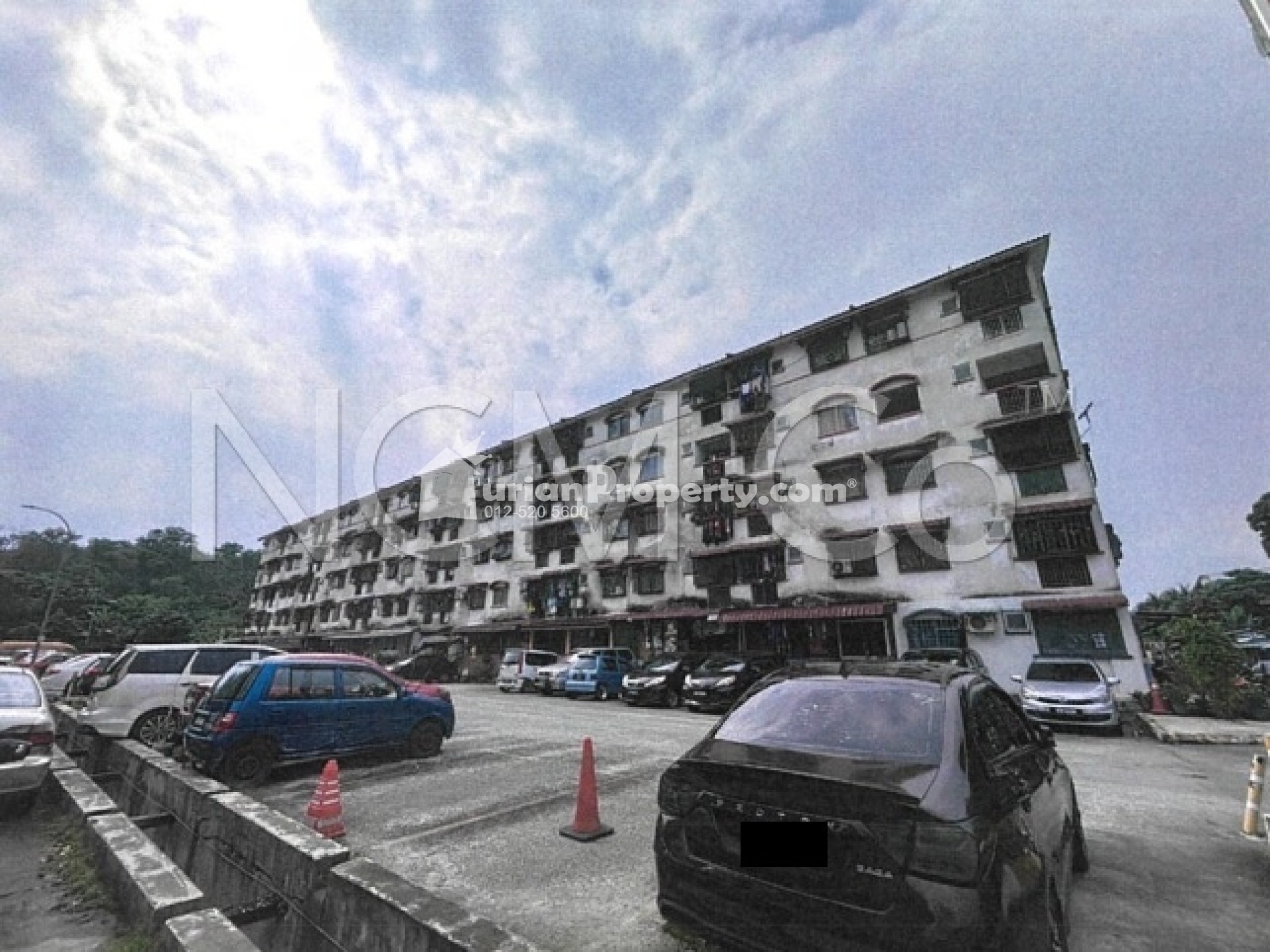 Apartment For Auction at Taman Setia Balakong