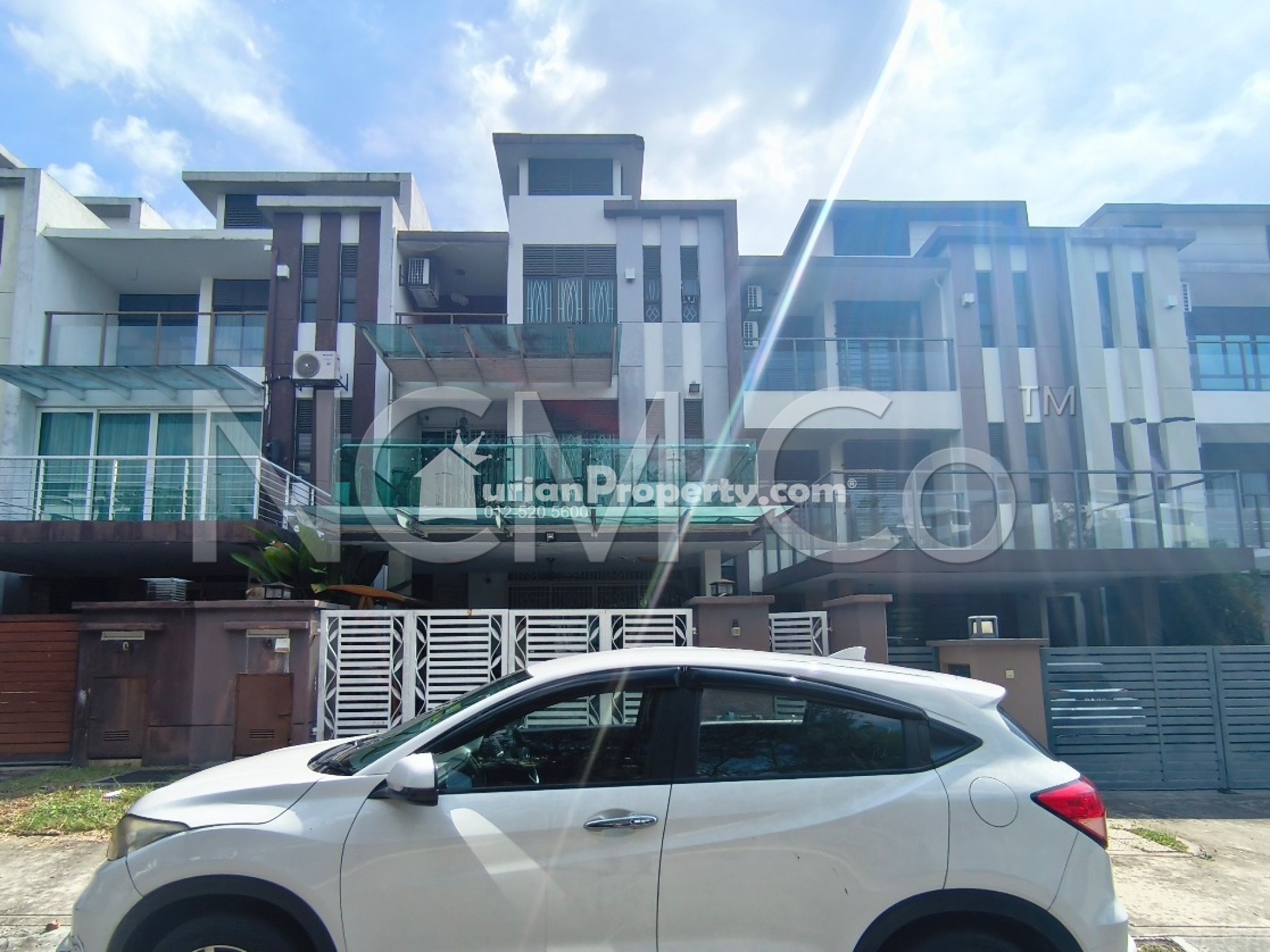 Terrace House For Auction at USJ