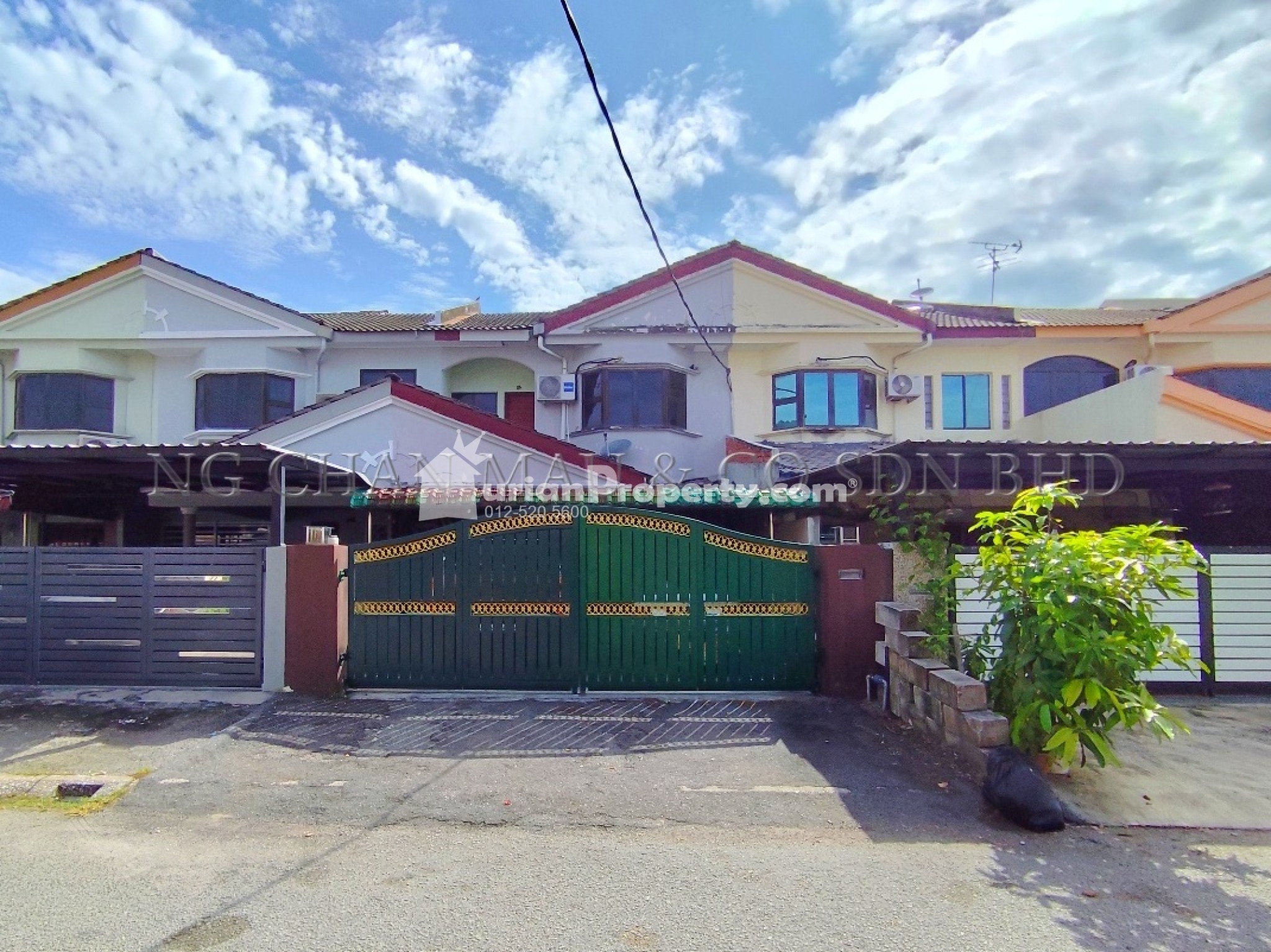Terrace House For Auction at Taman Tinggi
