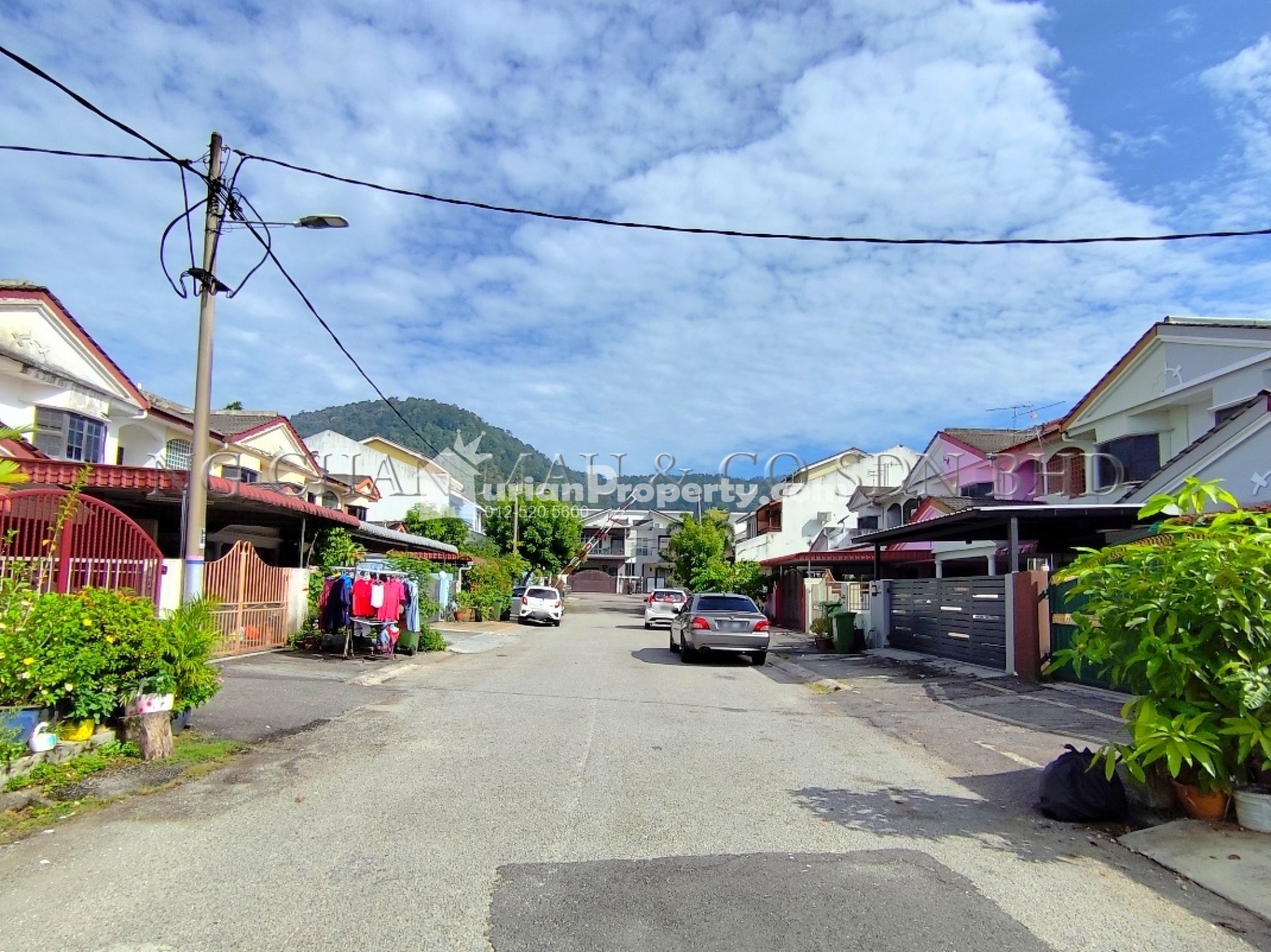 Terrace House For Auction at Taman Tinggi