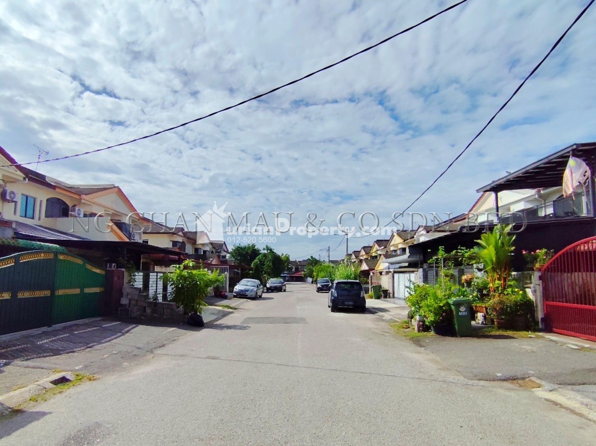 Terrace House For Auction at Taman Tinggi