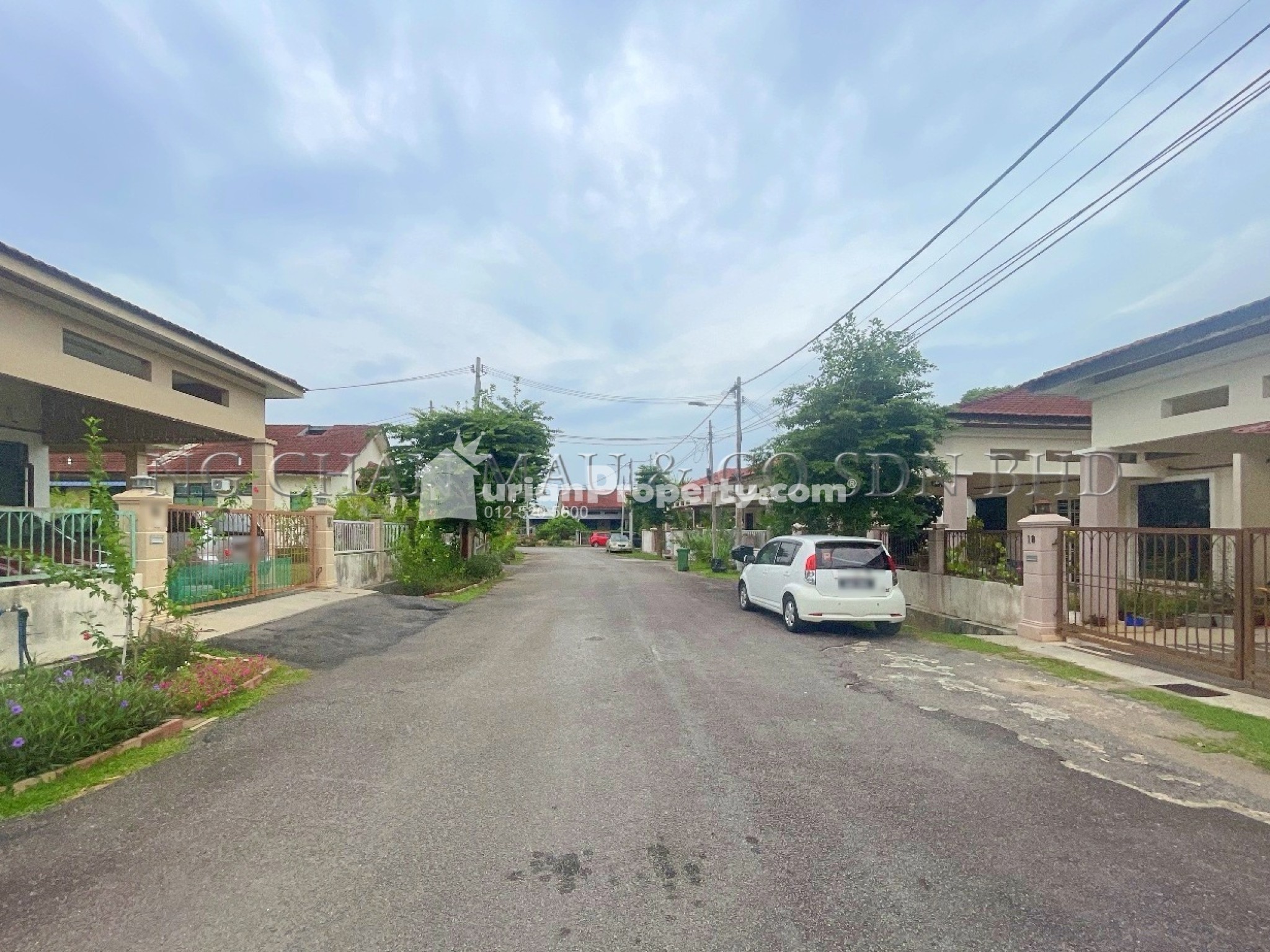 Terrace House For Auction at Taman Saujana Indah