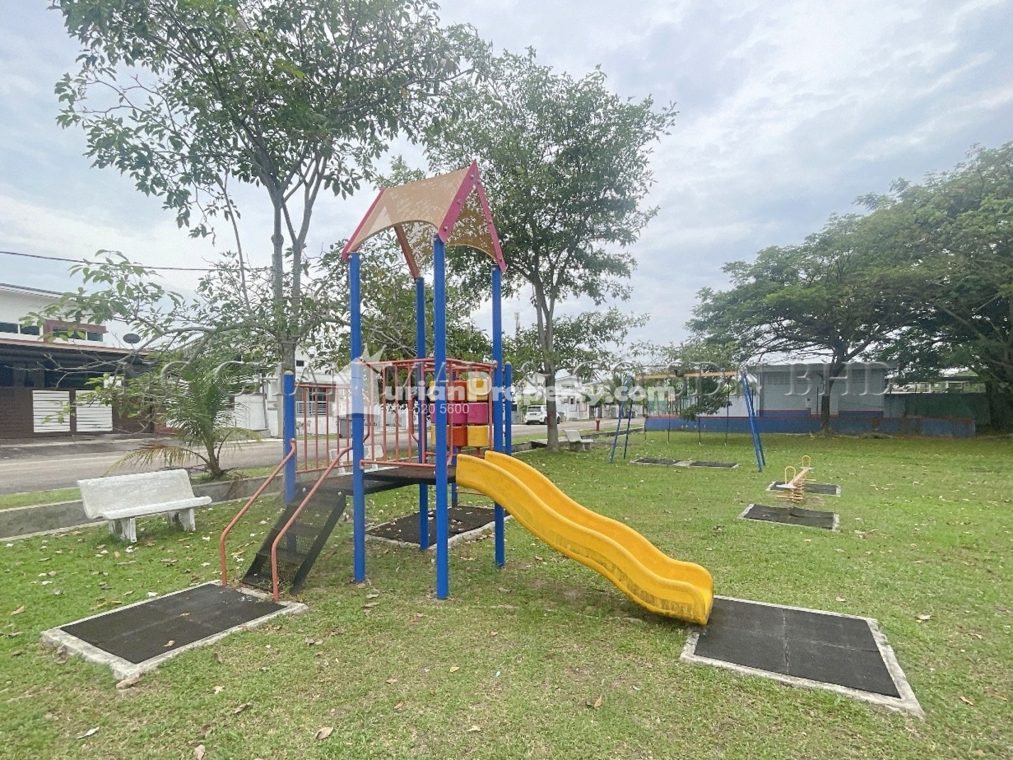 Terrace House For Auction at Taman Saujana Indah