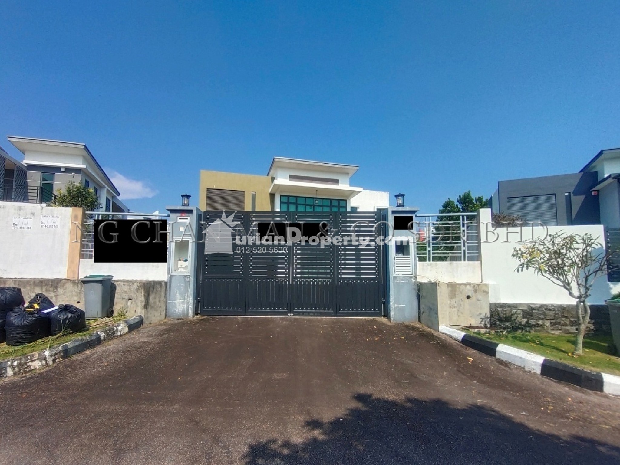 Bungalow House For Auction at Vista Kirana