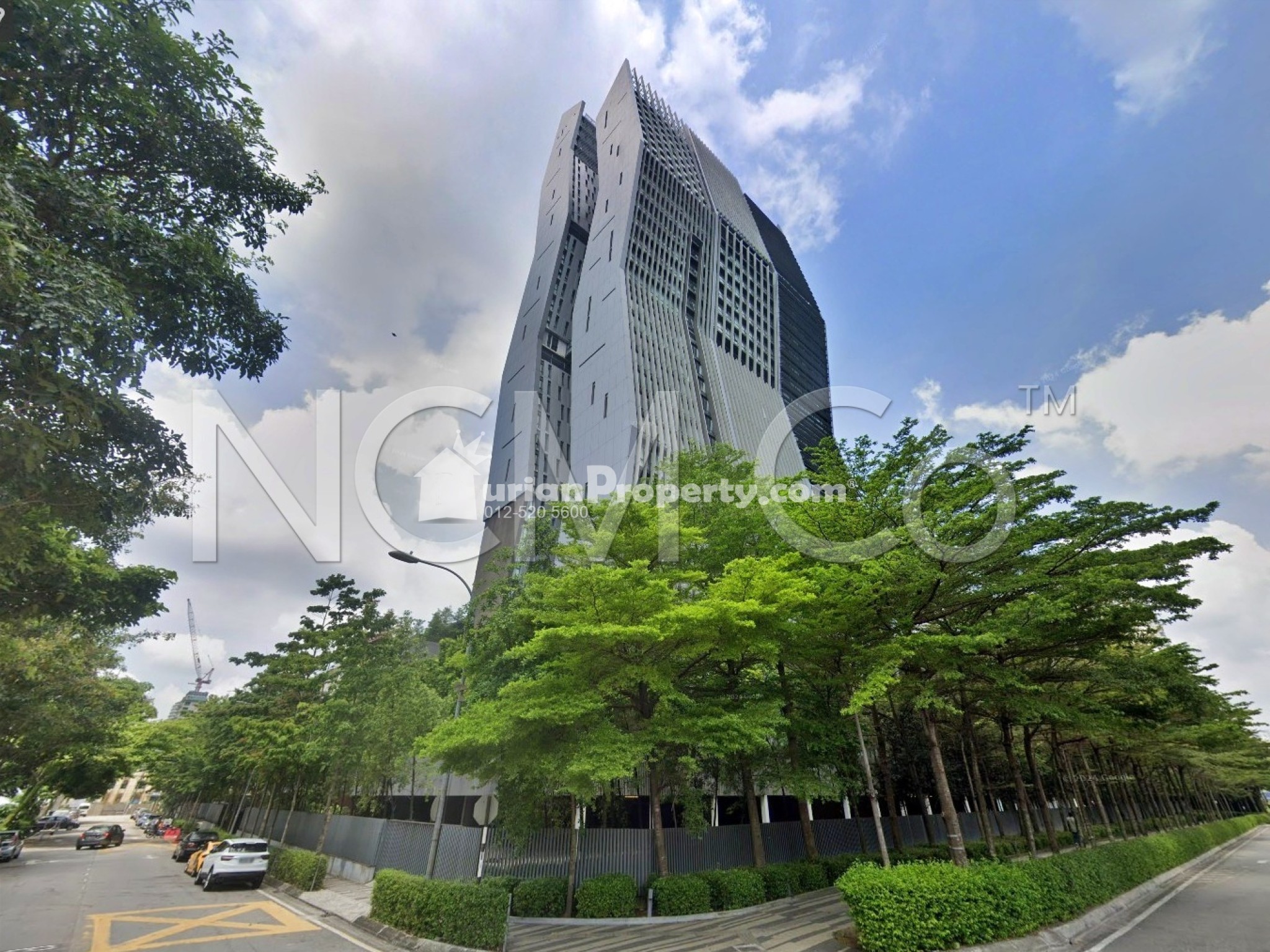 Condo For Auction at The Capers