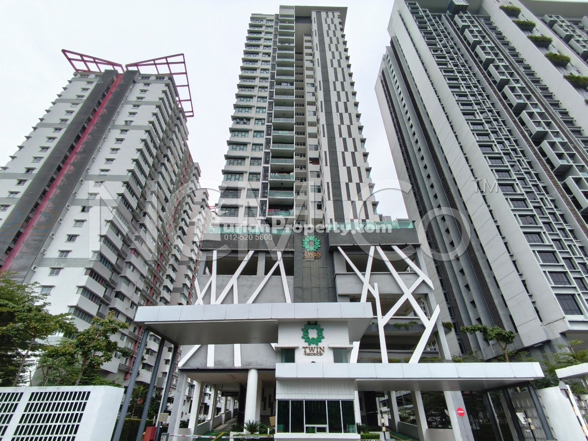 Serviced Residence For Auction at Twinz Residences