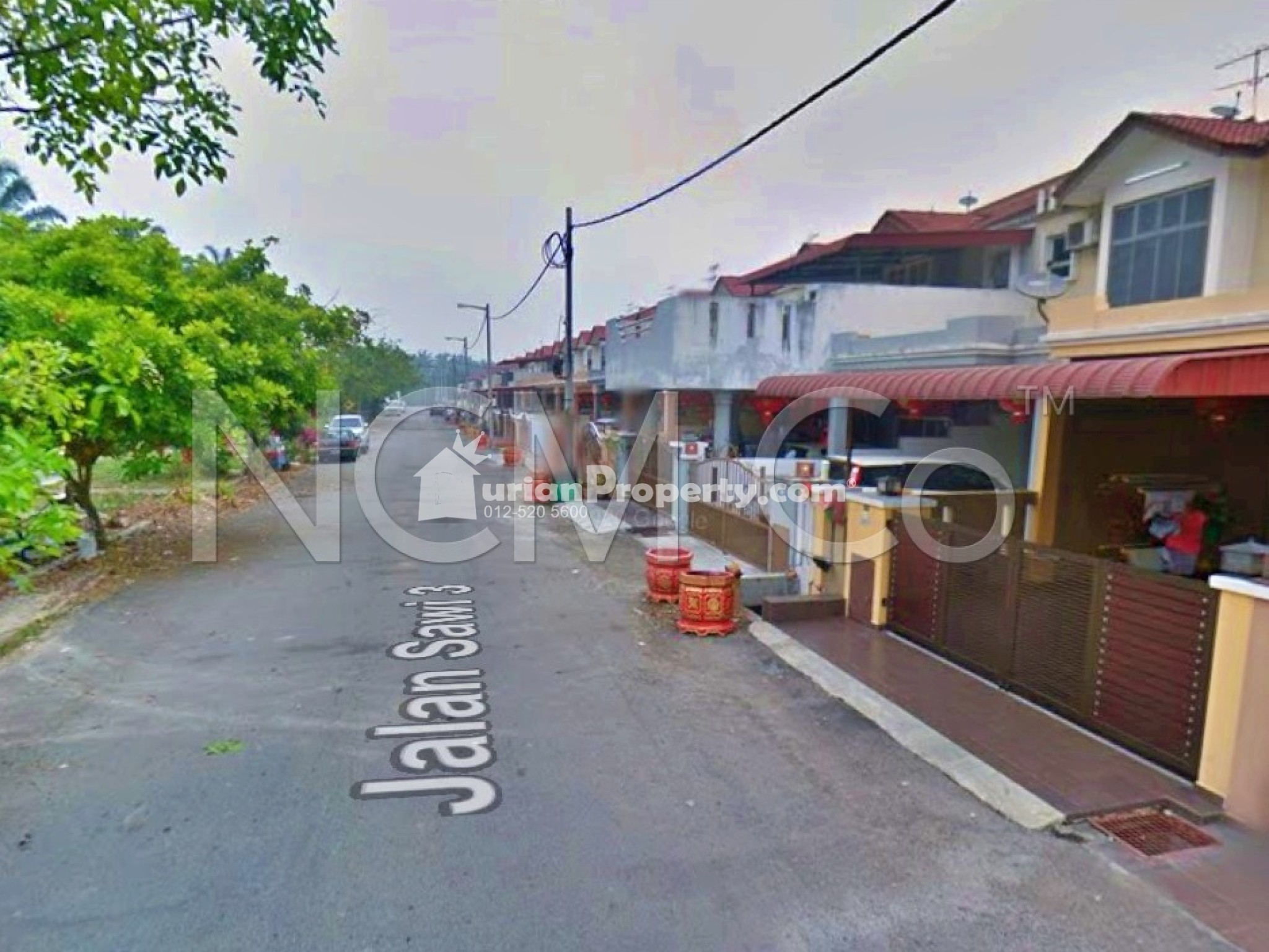 Terrace House For Auction at Jenjarom