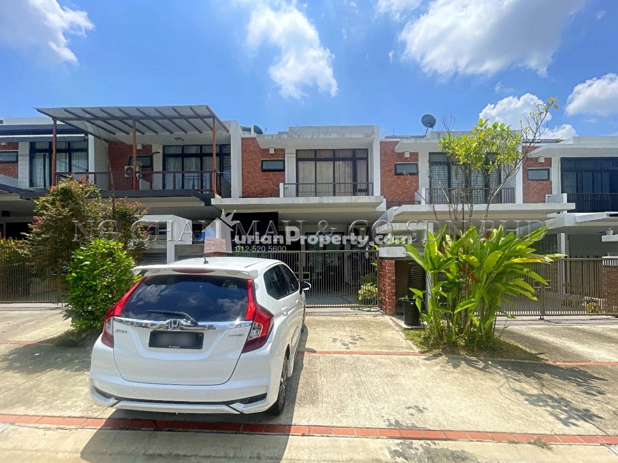 Terrace House For Auction at Elmina West