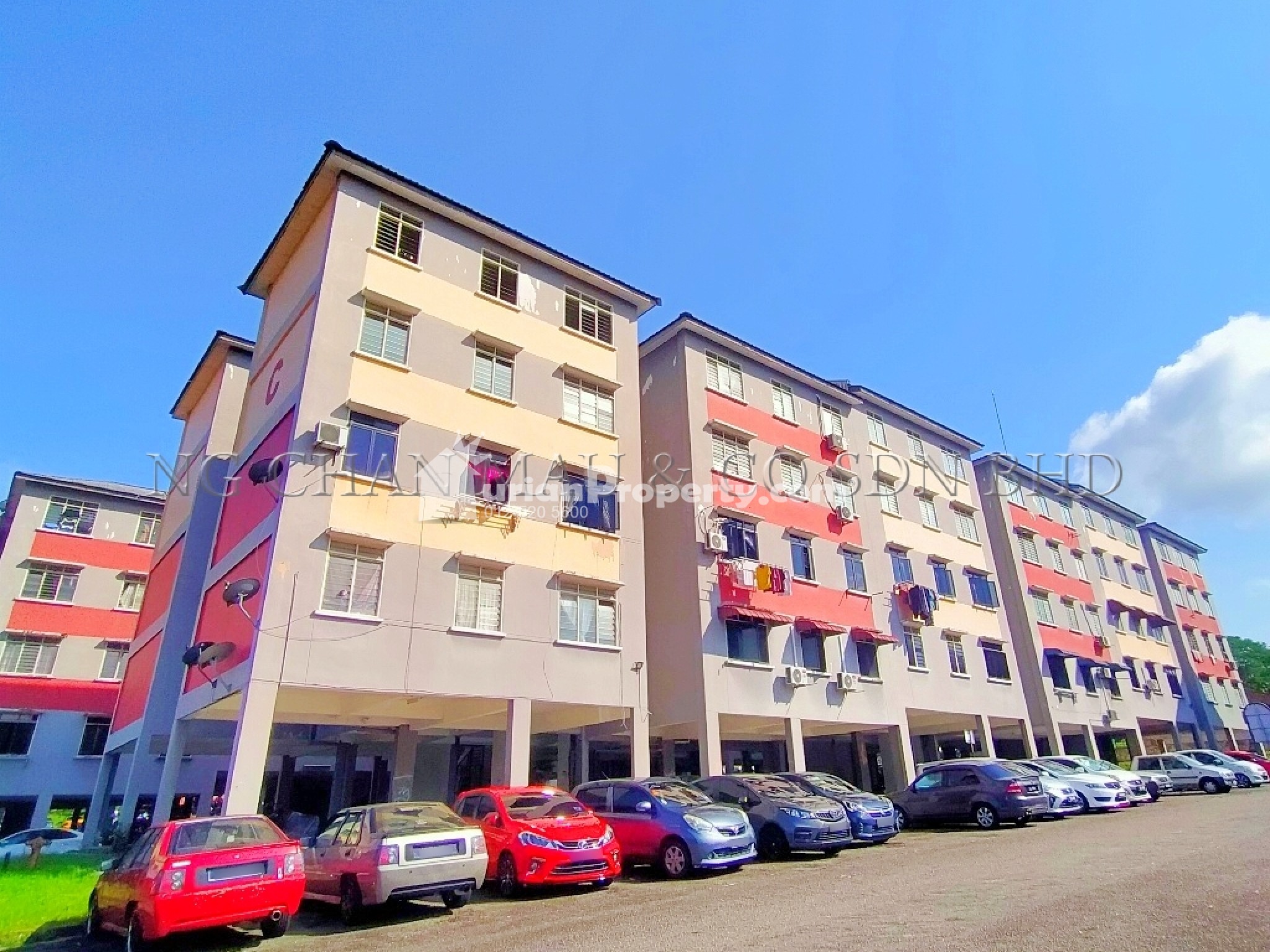 Flat For Auction at Taman Pelangi Indah