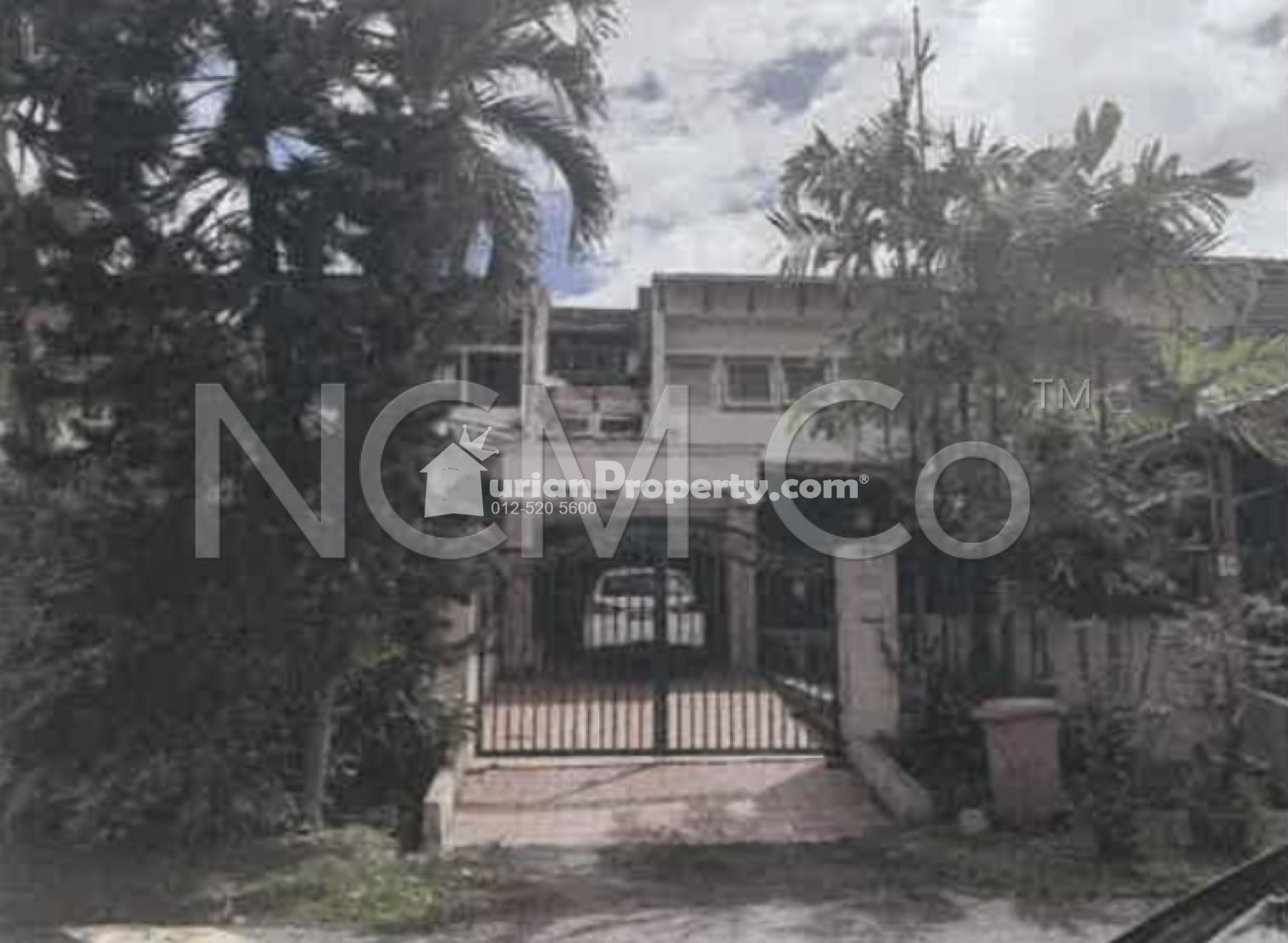 Terrace House For Auction at Kelana Jaya