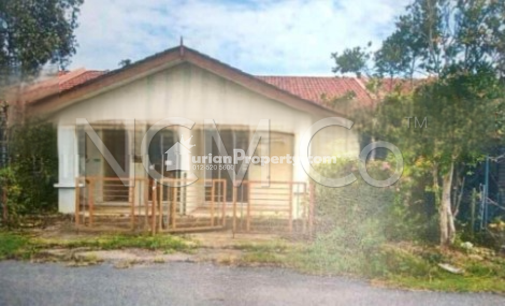 Terrace House For Auction at Taman Sri Bayu