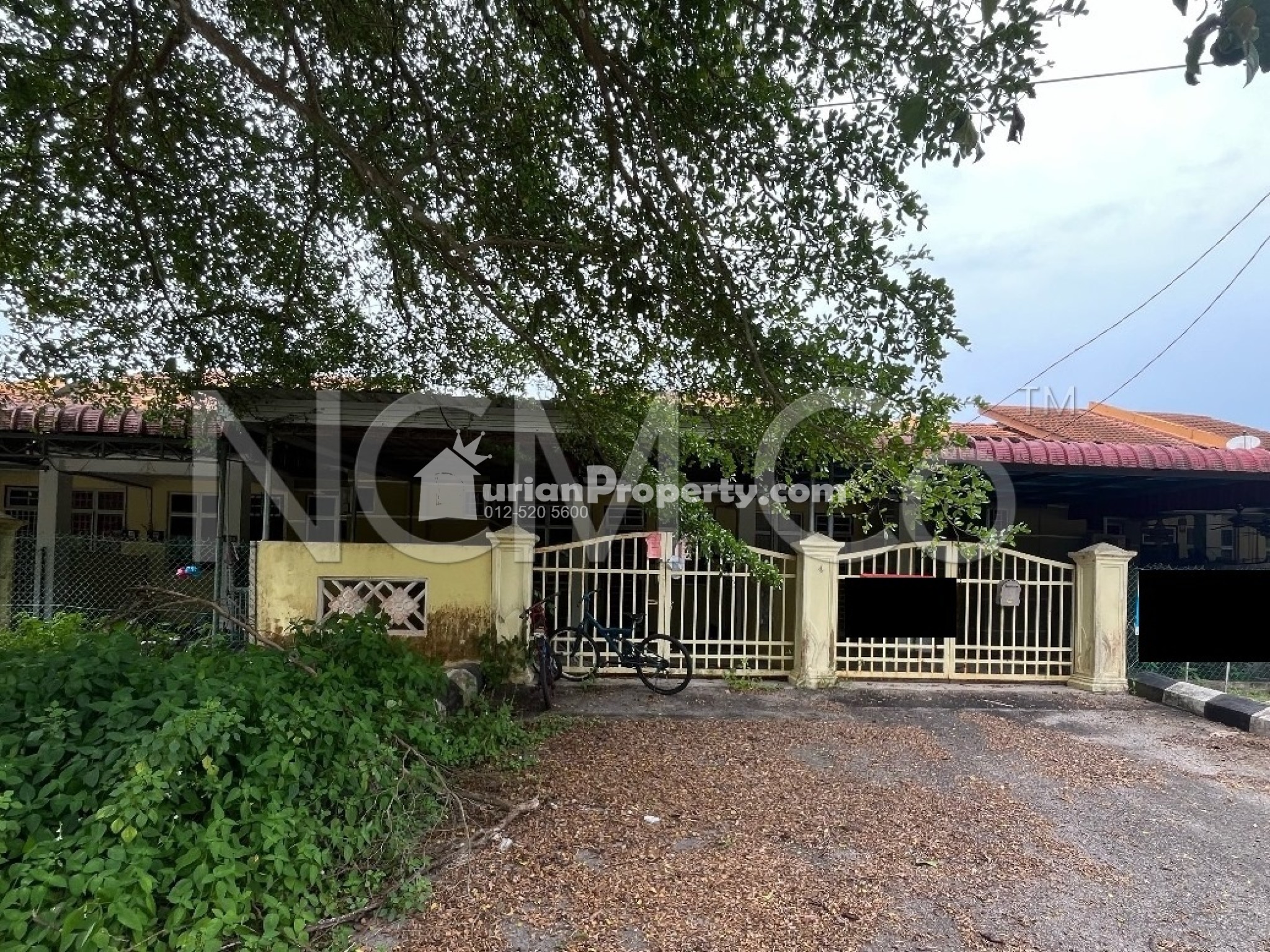 Terrace House For Auction at Kok Lanas