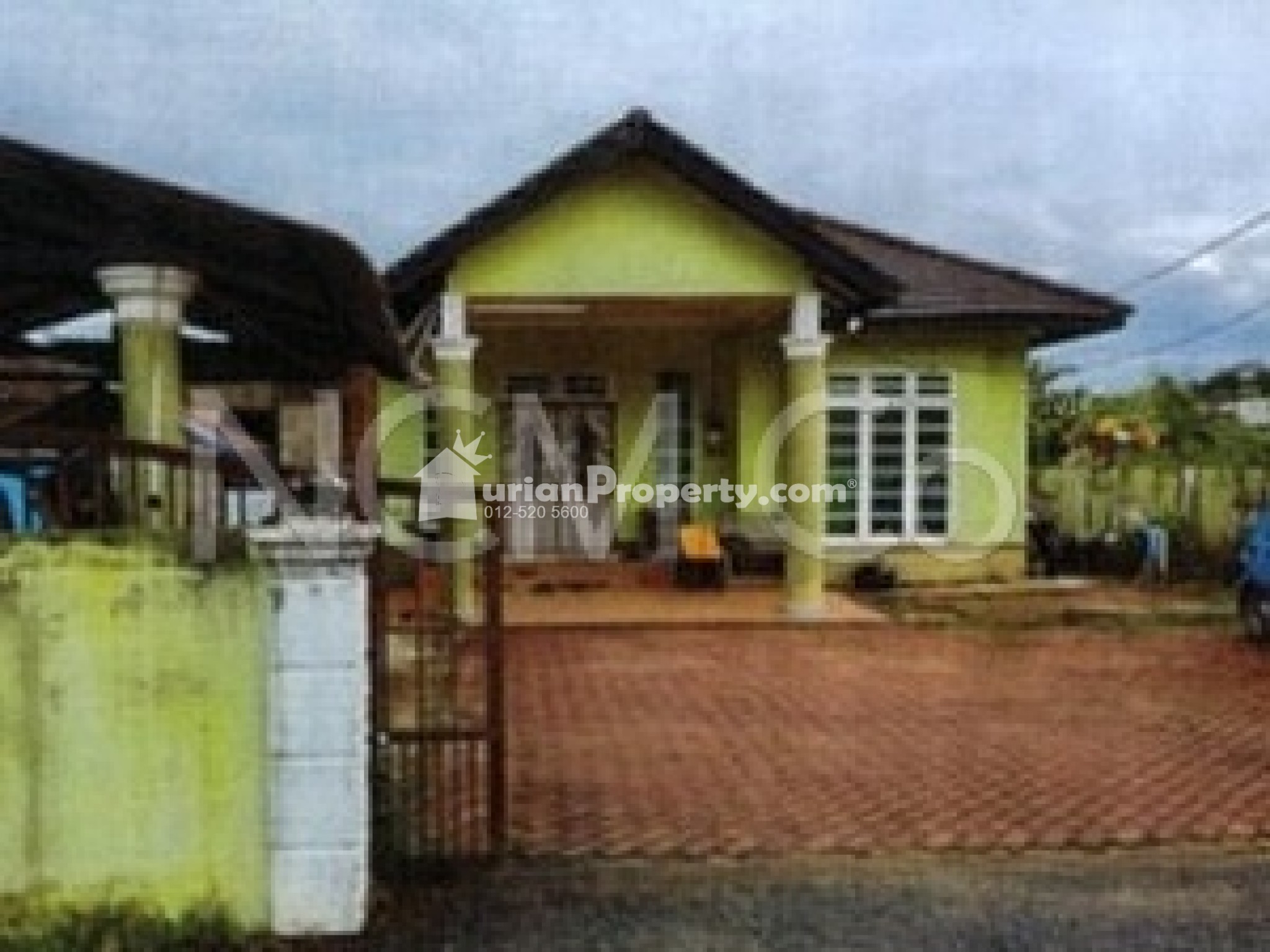 Bungalow House For Auction at Machang