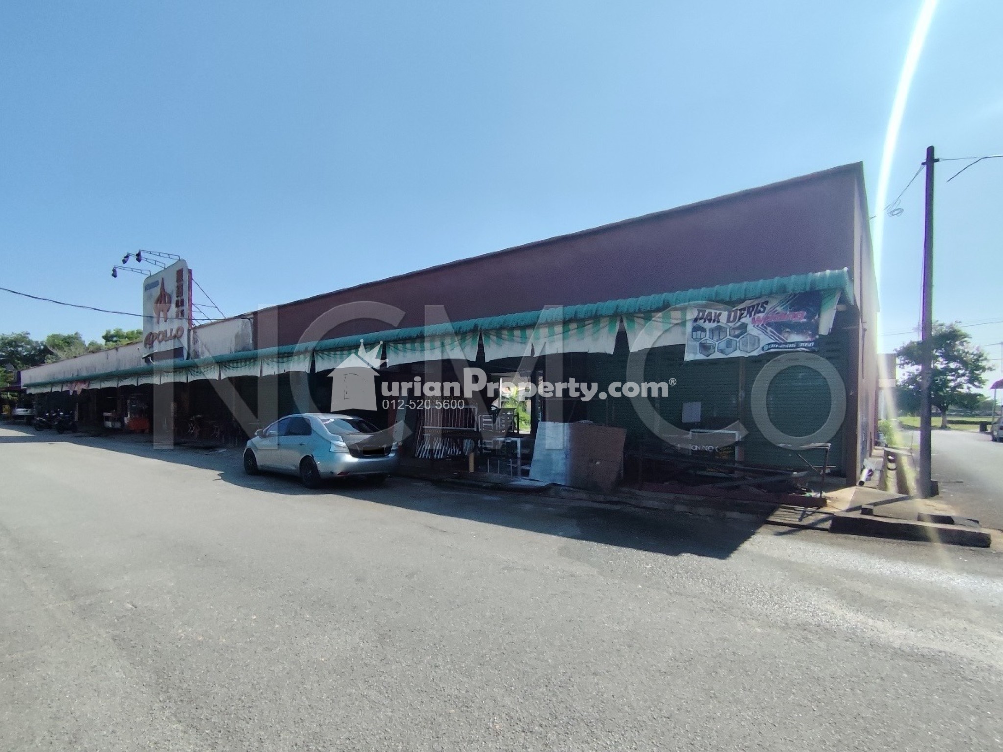 Shop For Auction at Taman Mutiara
