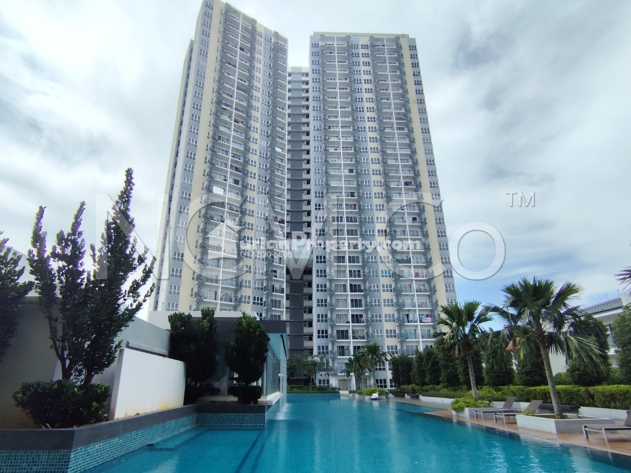 Serviced Residence For Auction at Cerrado Residence