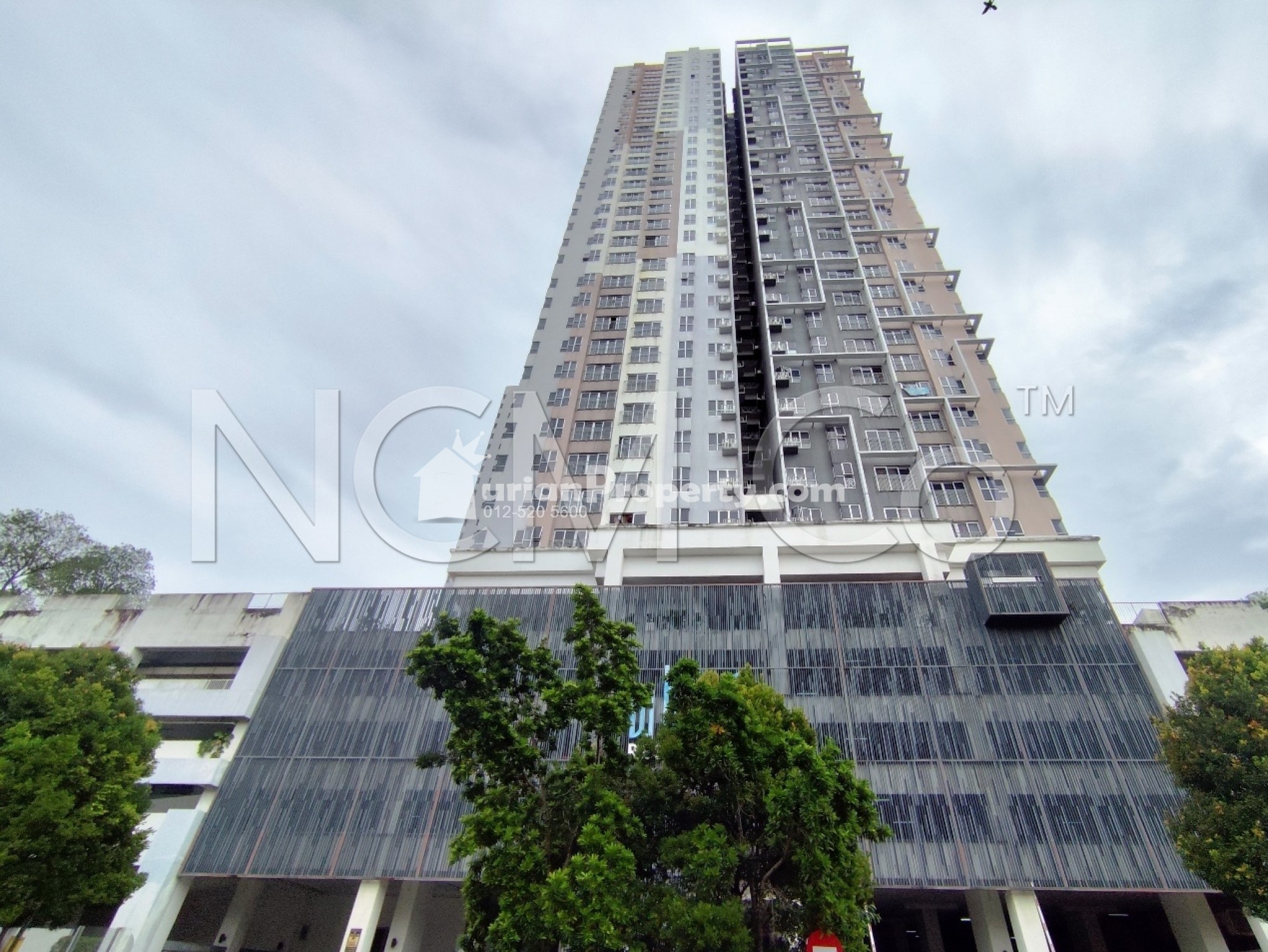 Serviced Residence For Auction at The Wharf Residence