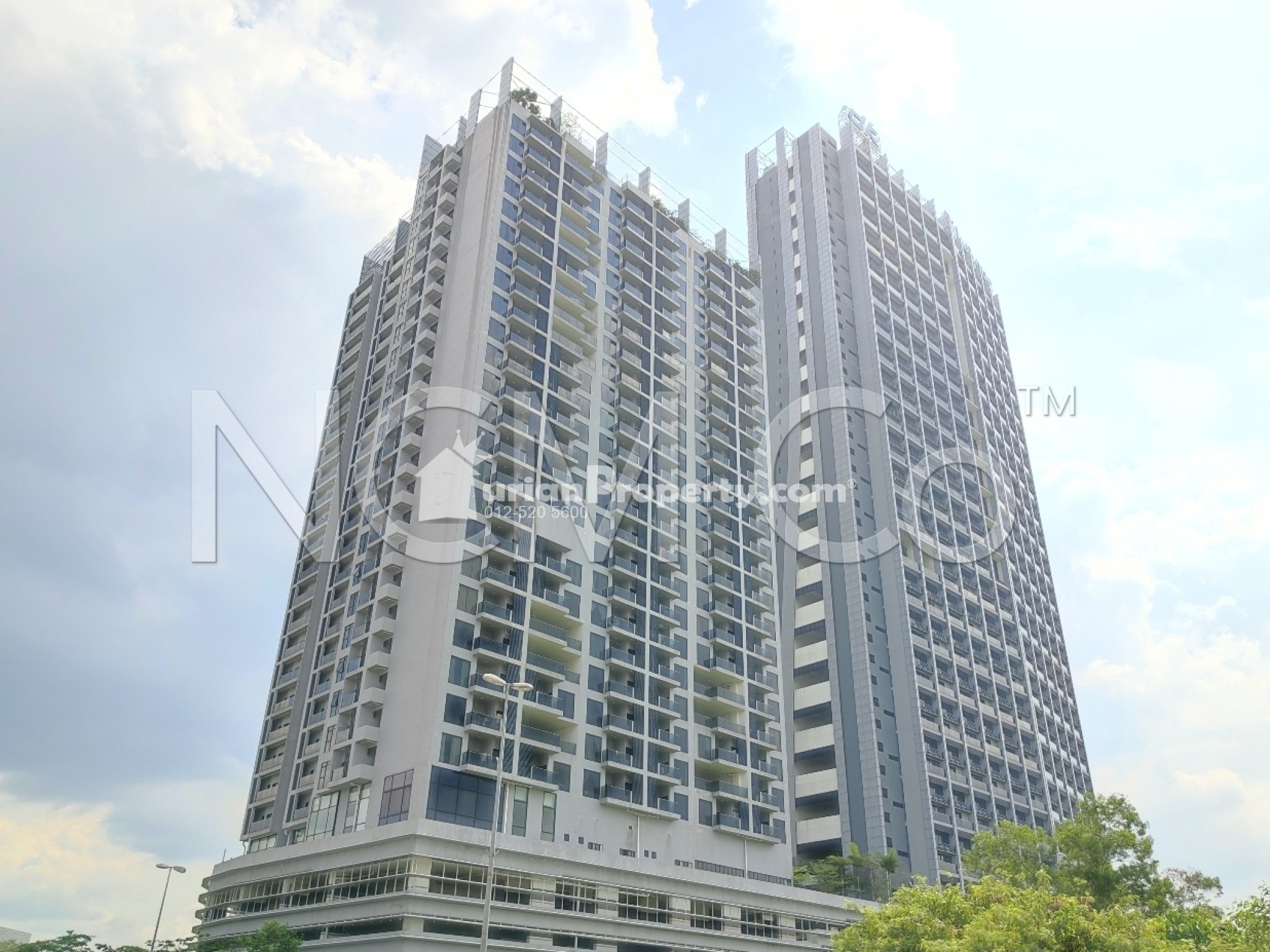 Serviced Residence For Auction at D'Latour