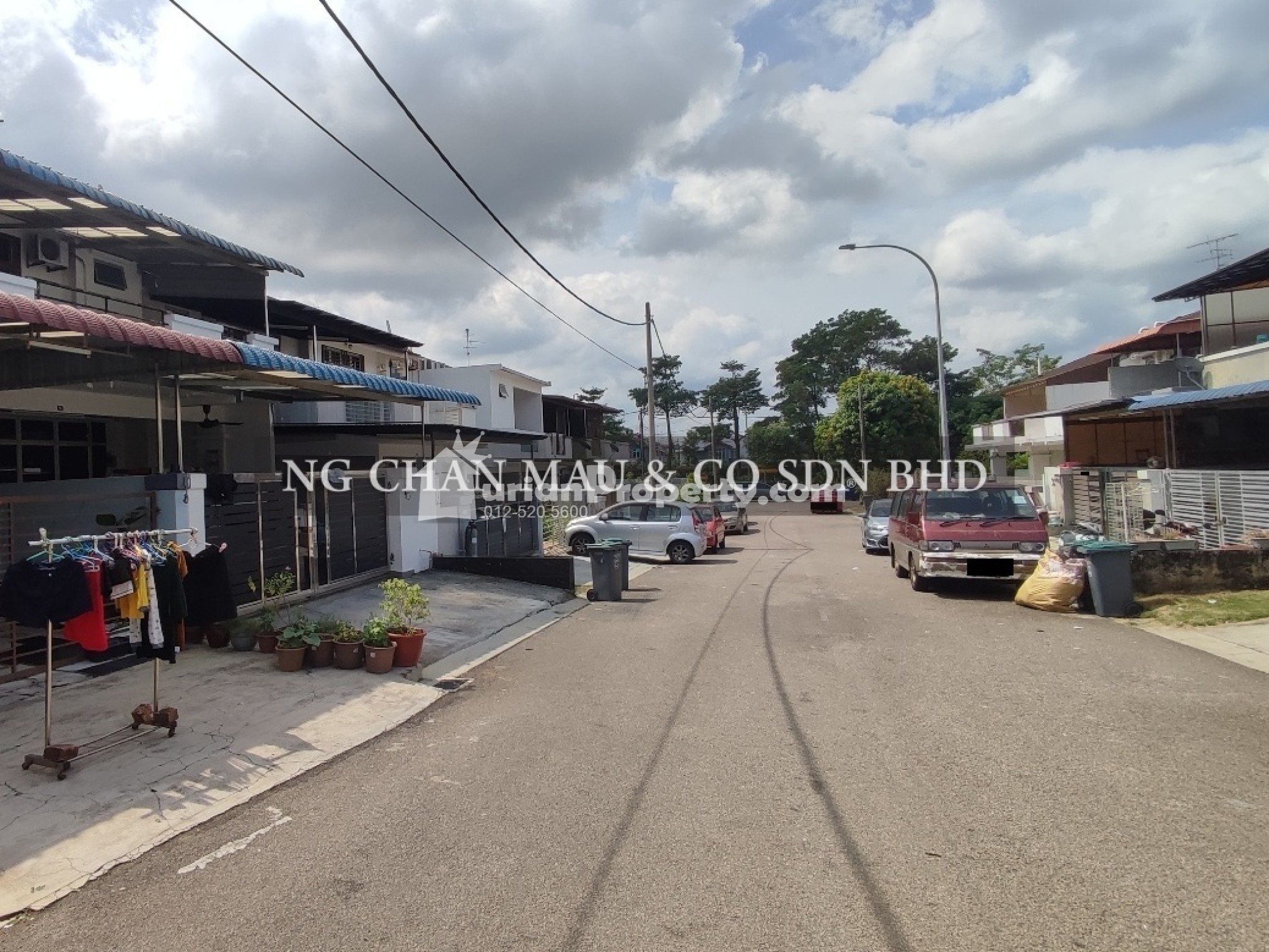 Terrace House For Auction at Taman Ehsan Jaya