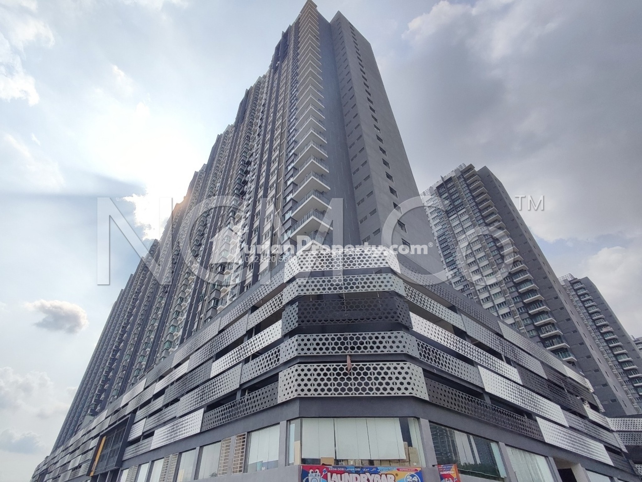 Serviced Residence For Auction at Savanna Executive Suite