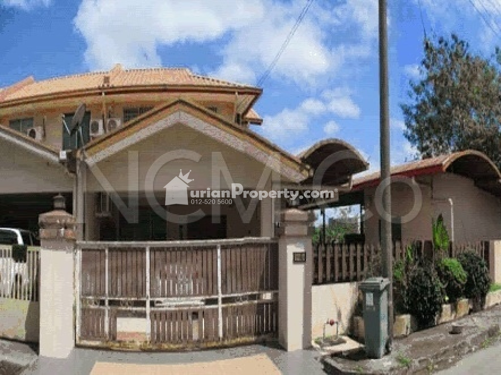 Terrace House For Auction at Taman Tanaki