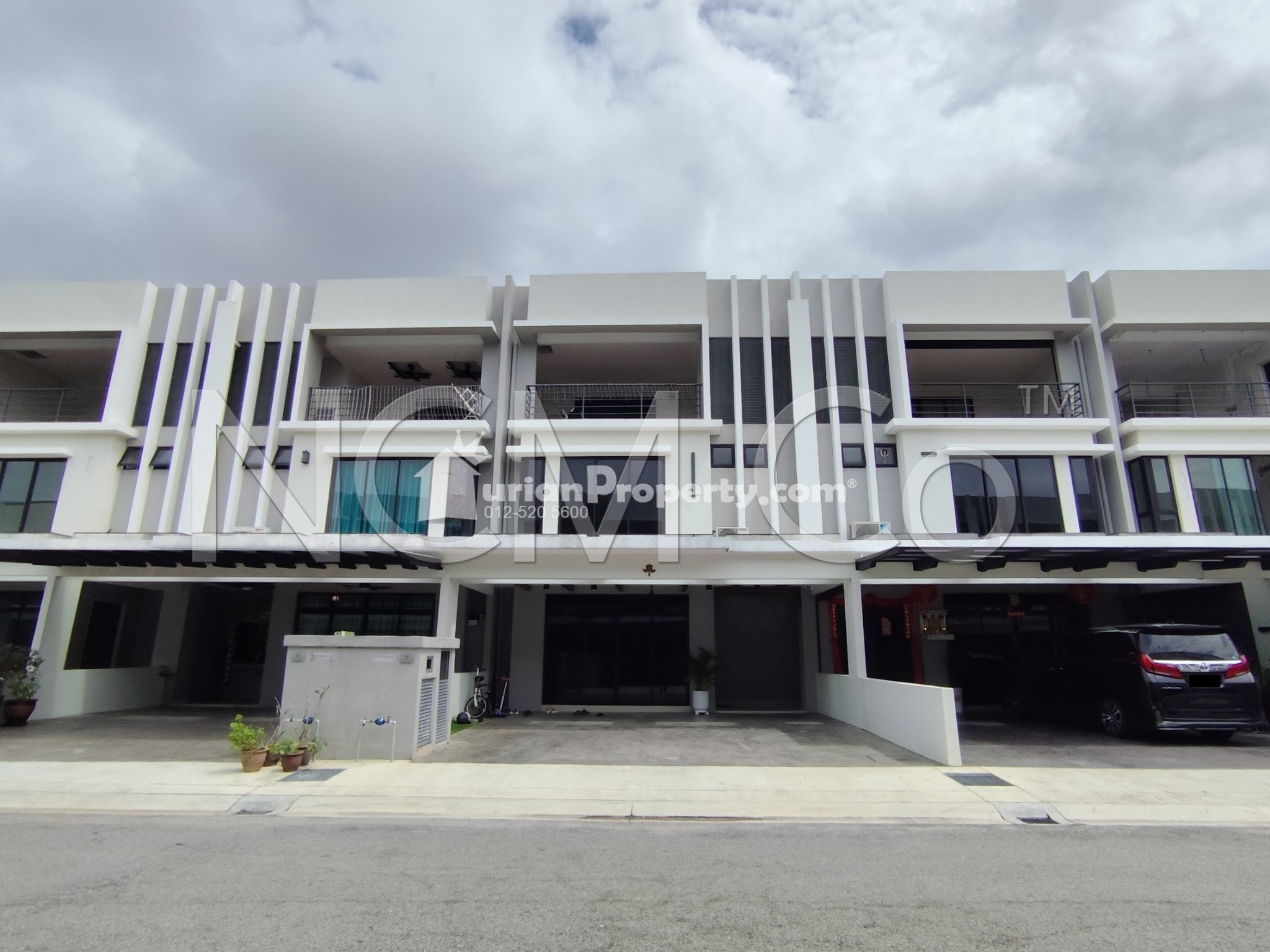 Terrace House For Auction at Klang