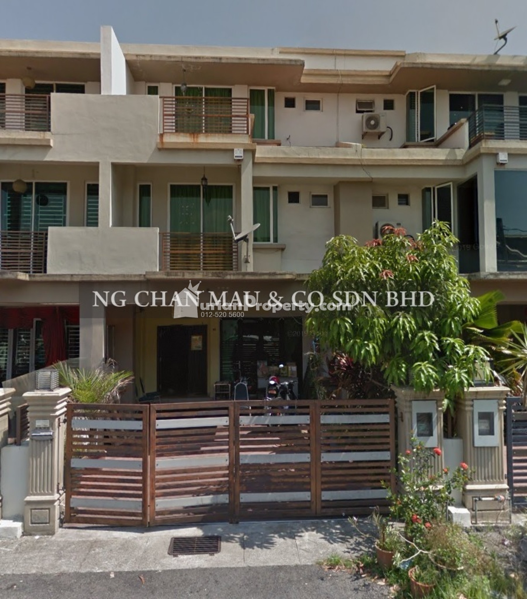 Terrace House For Auction at Mak Mandin