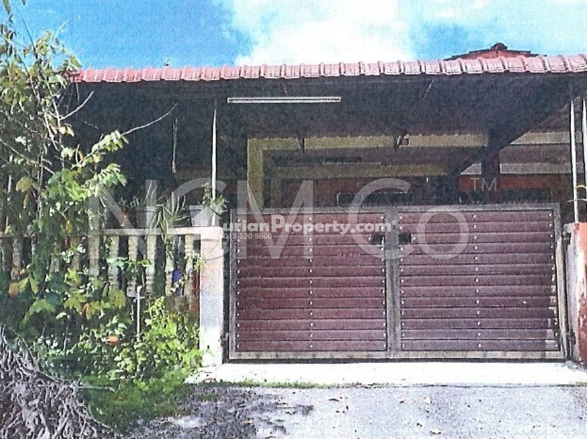 Terrace House For Auction at Taman Kamunting Perdana