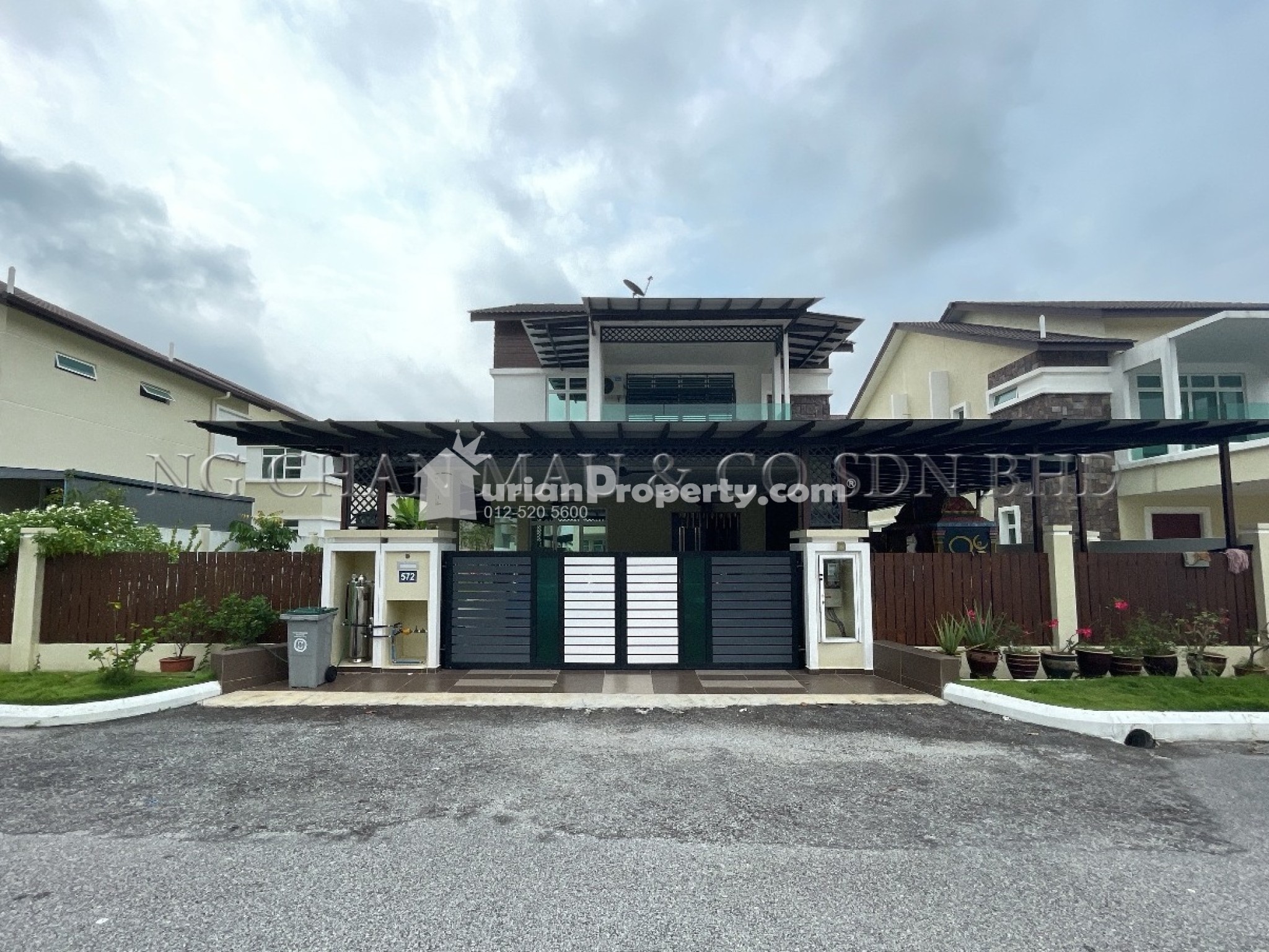 Bungalow House For Auction at Taman Senawang Perdana
