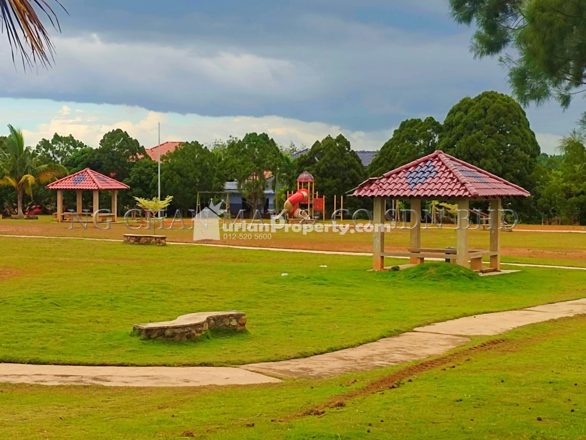 Bungalow House For Auction at Taman Jengka Mahkota
