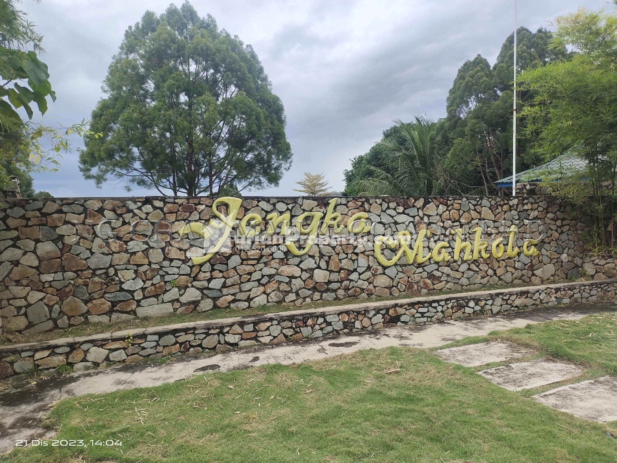 Bungalow House For Auction at Taman Jengka Mahkota