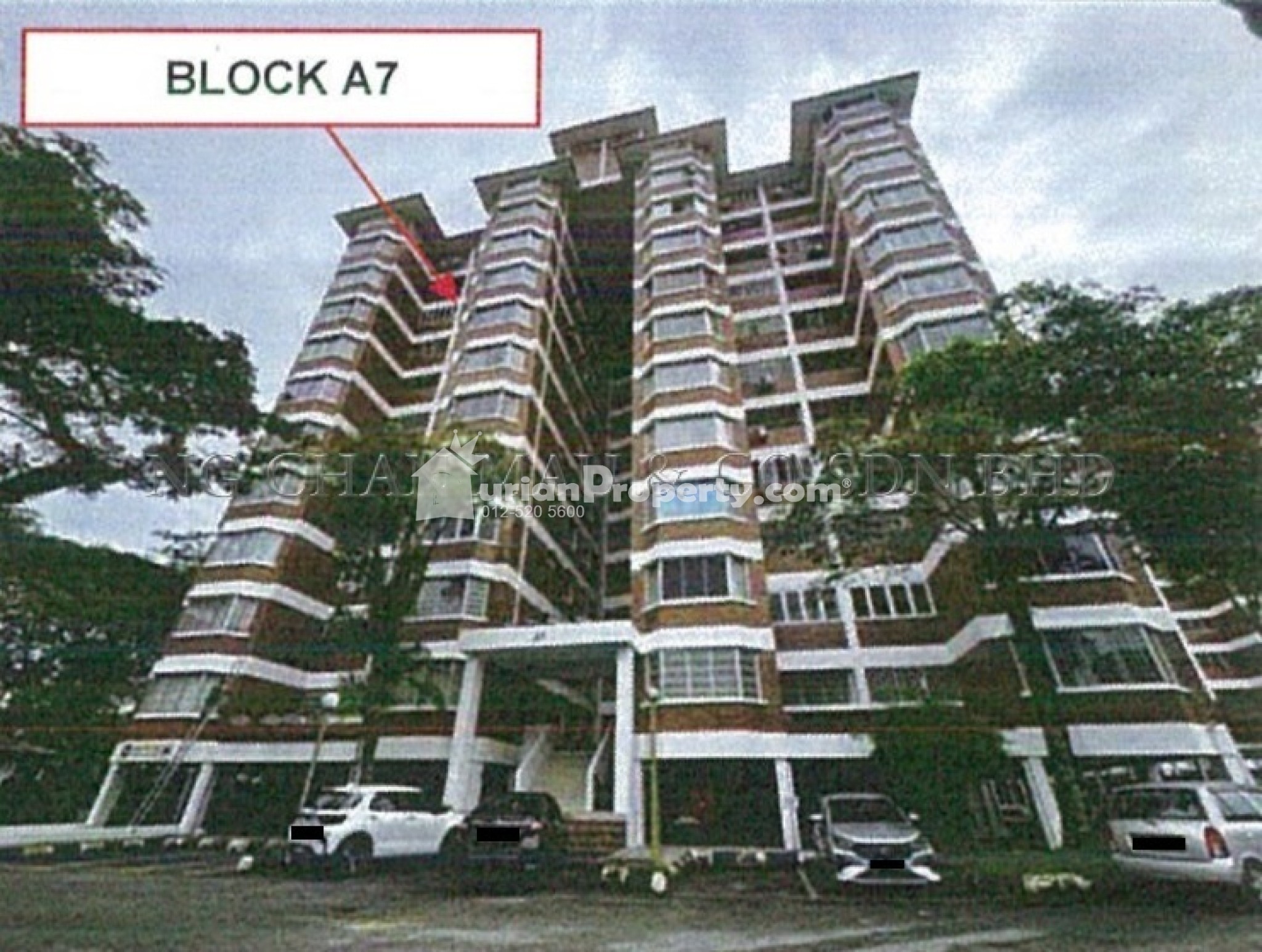 Condo For Auction at Green Acre Park