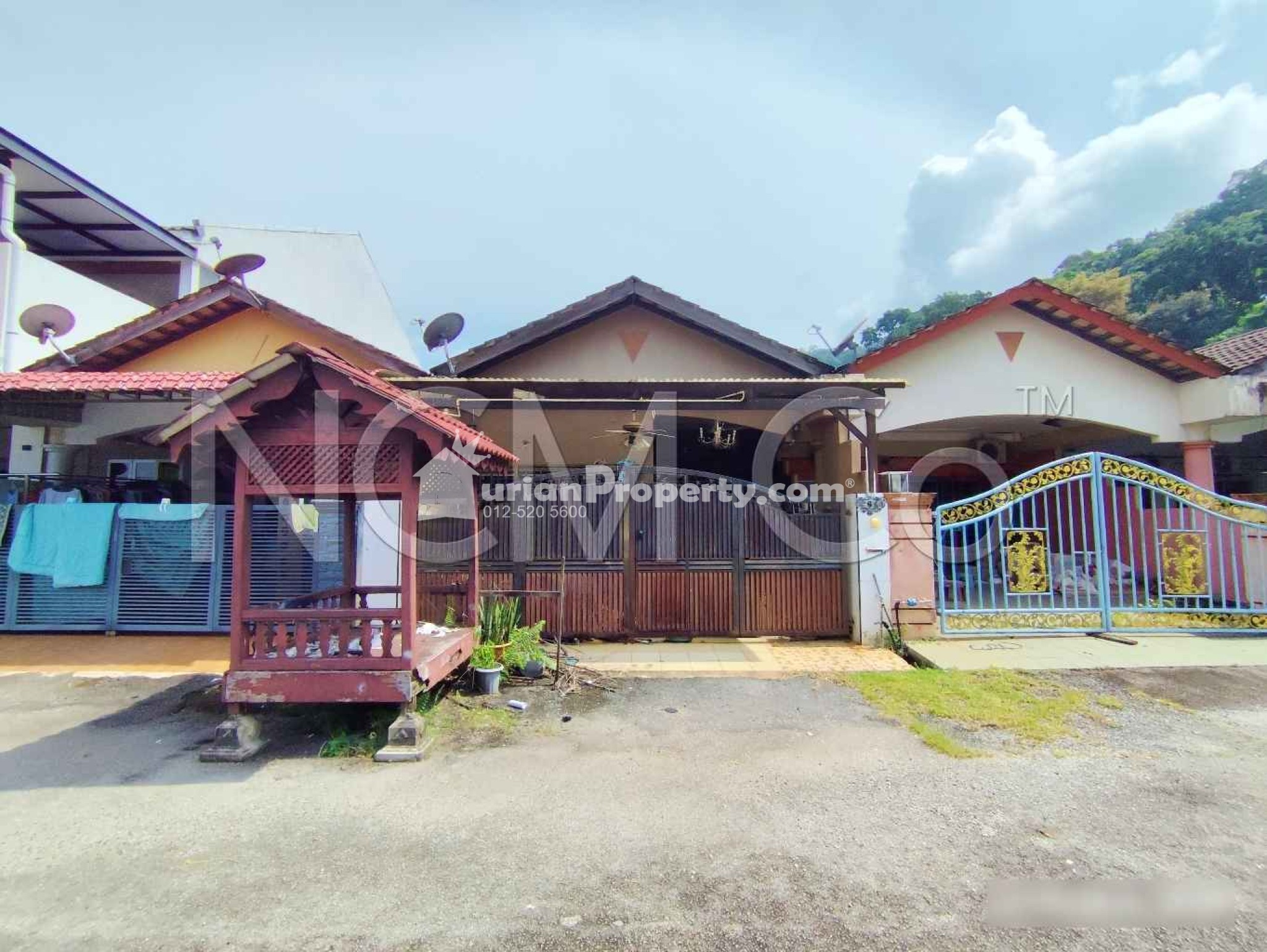 Terrace House For Auction at Taman Semambu