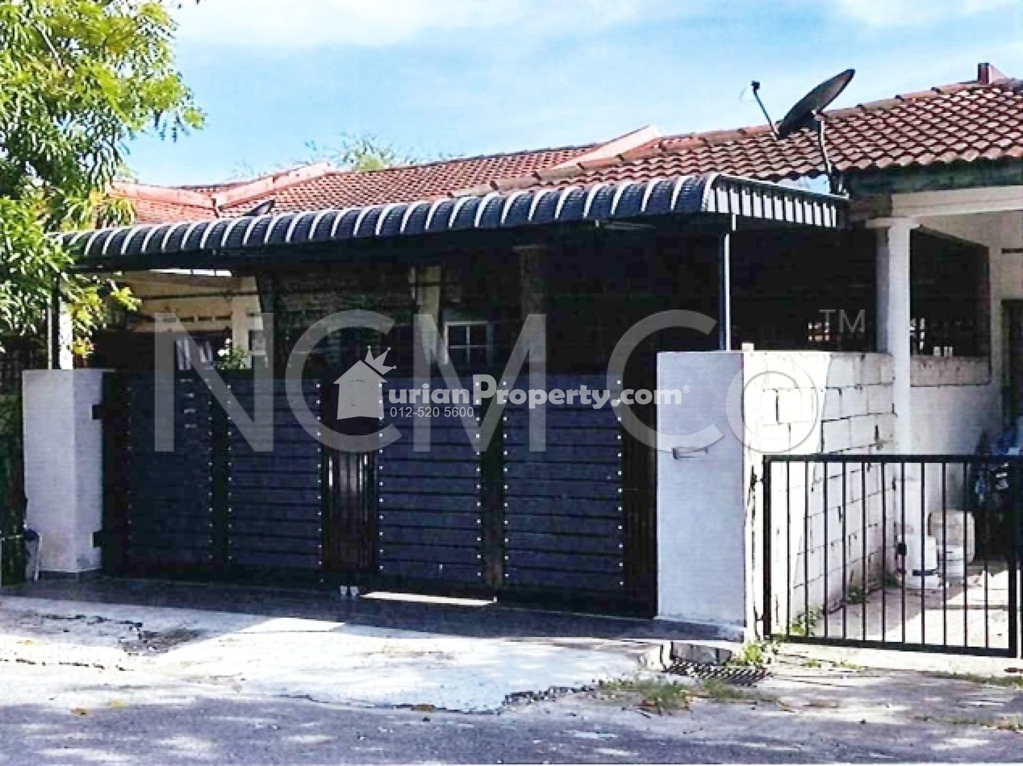 Terrace House For Auction at Taman Banting Baru