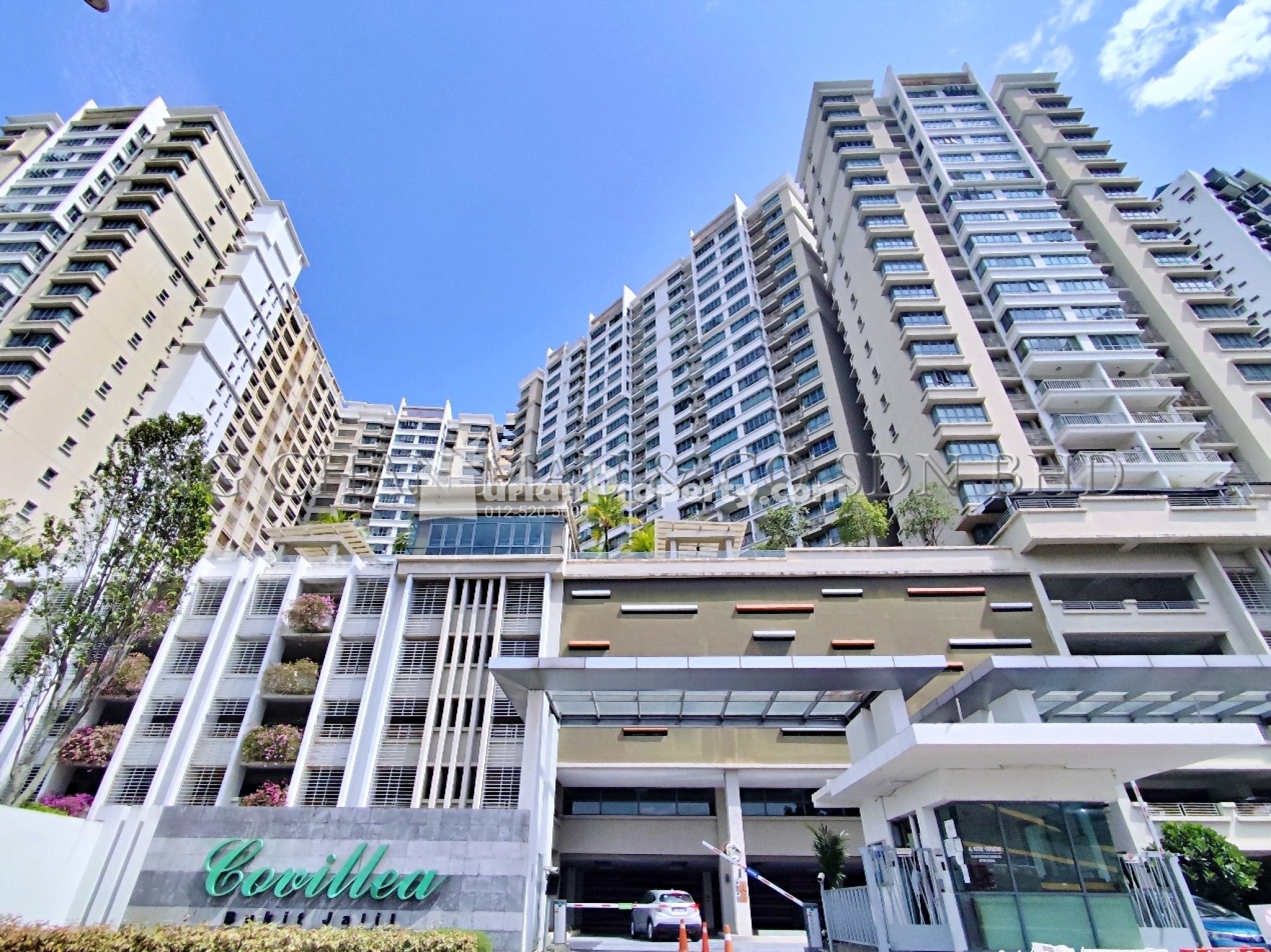 Condo For Auction at Covillea