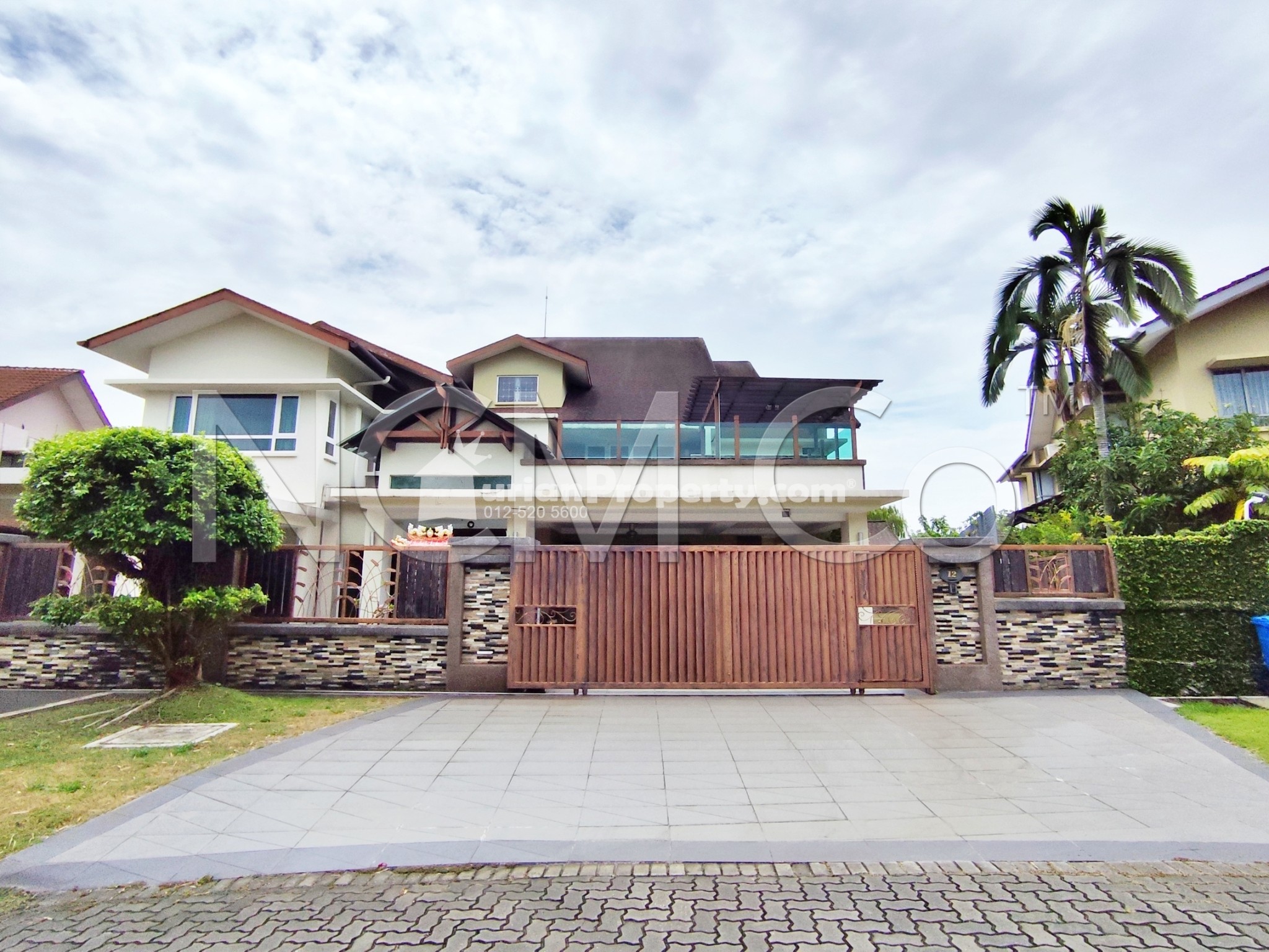 Bungalow House For Auction at Kota Kemuning Hills
