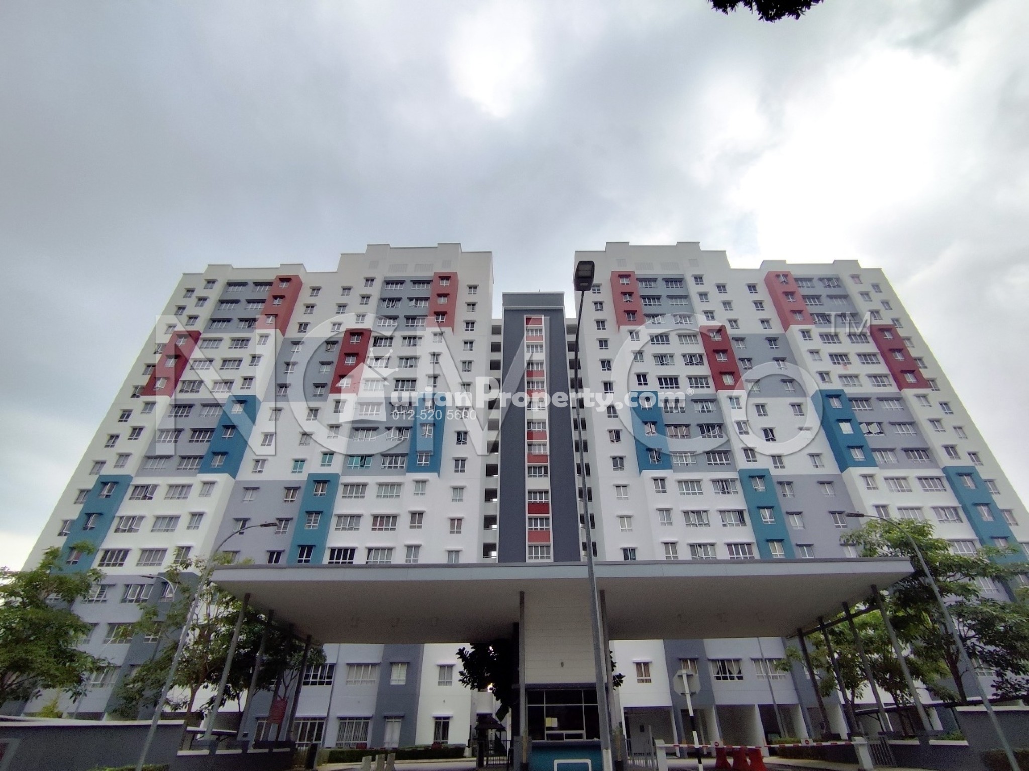 Apartment For Auction at Safira Apartment