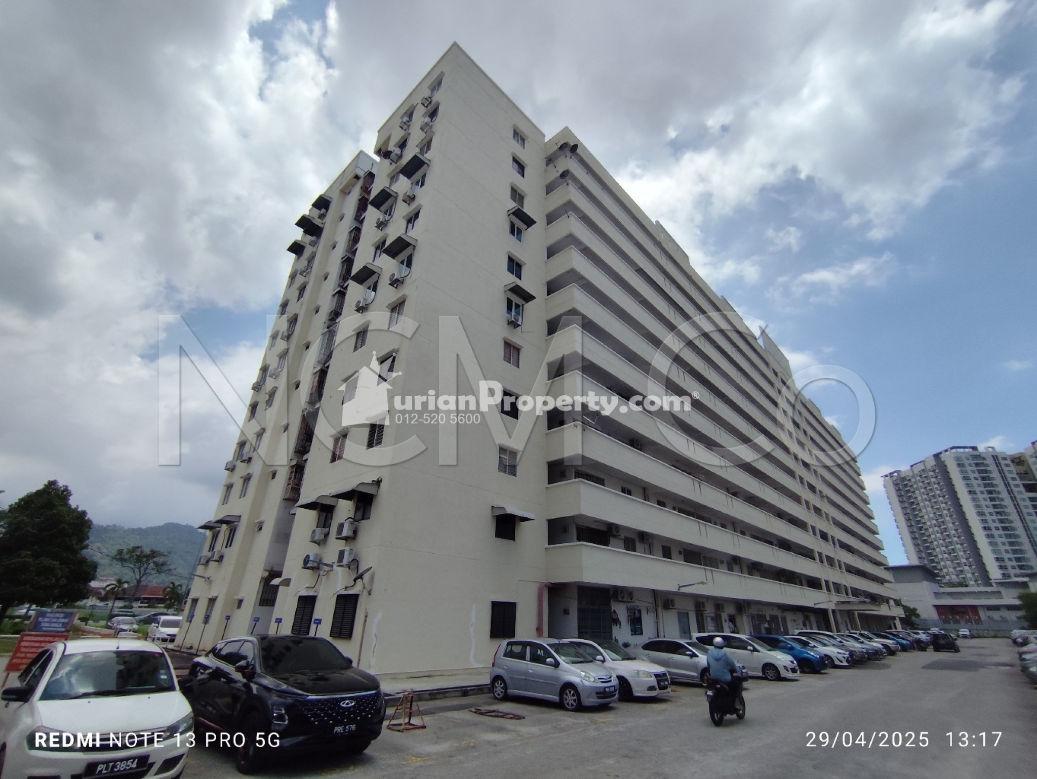 Flat For Auction at Desa Putra (Queensbay)