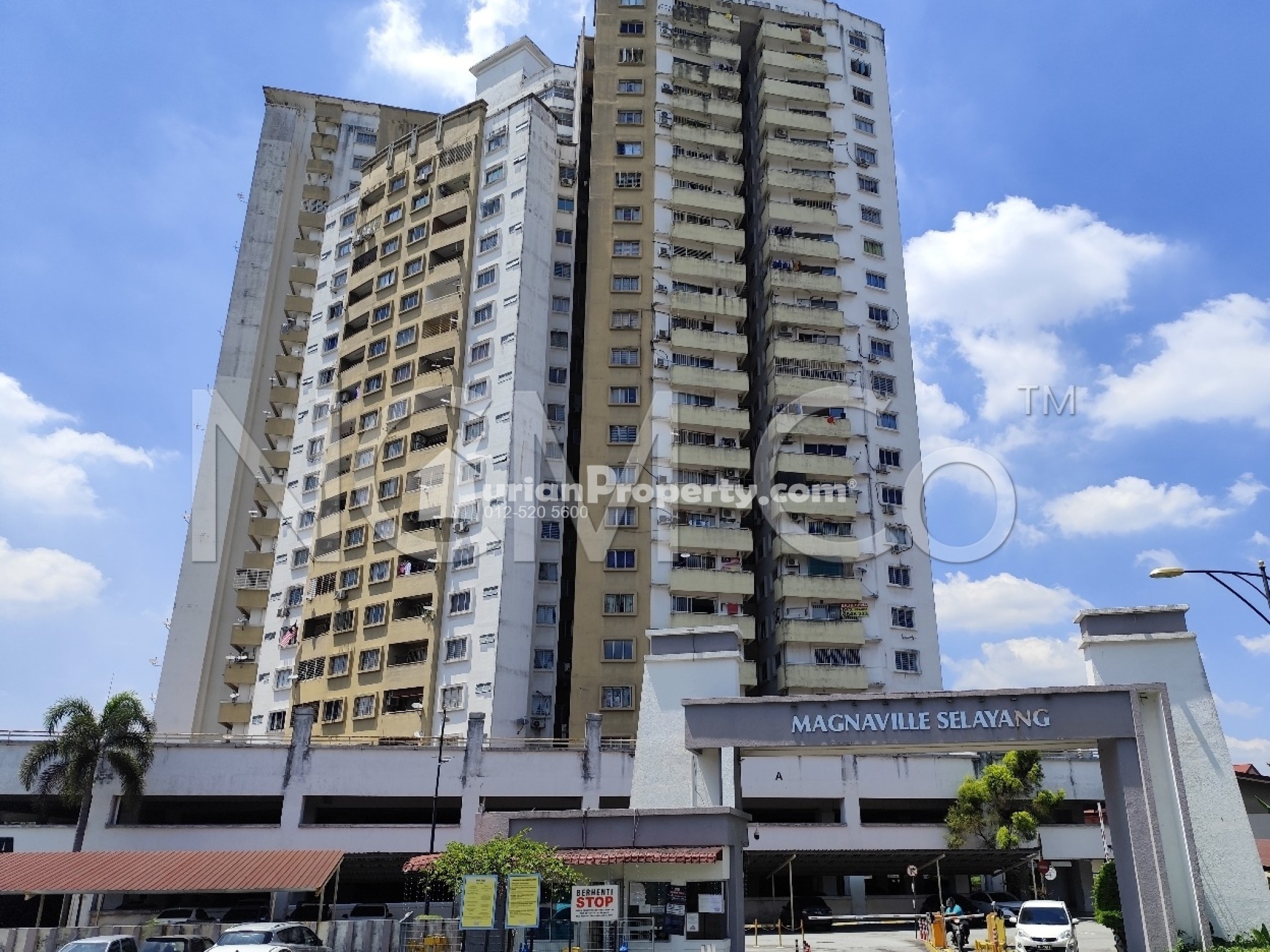 Condo For Auction at Magna Ville