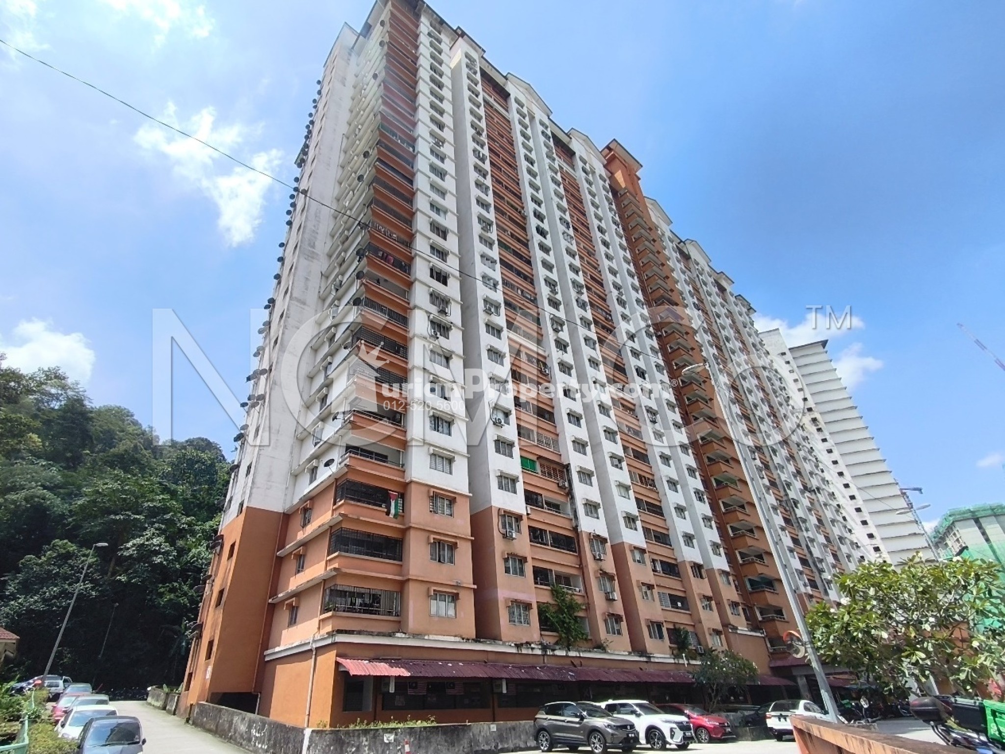 Apartment For Auction at Flora Damansara Apartment