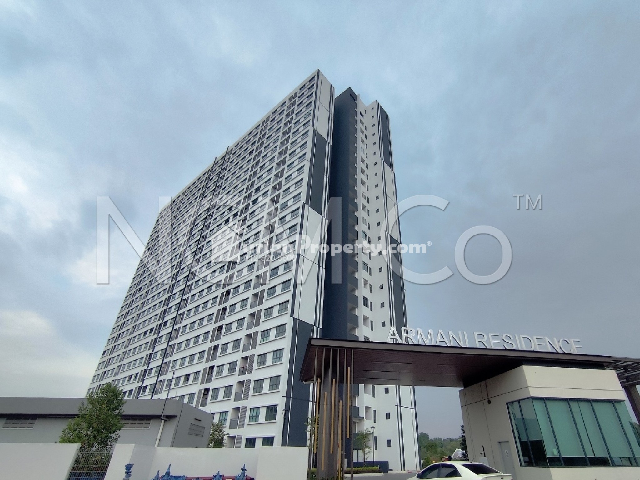 Condo For Auction at Armani Residence Sg Long